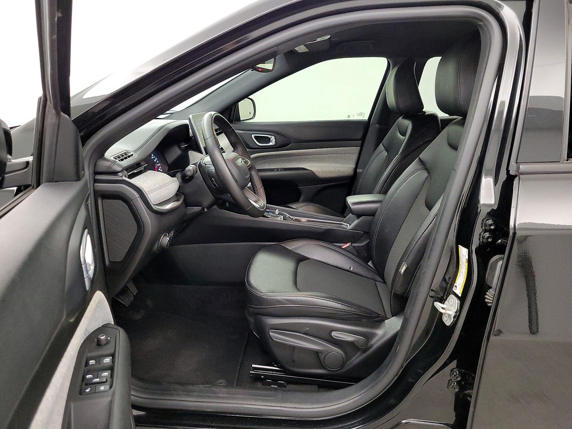 Thumbnail: 2024 Jeep Compass - 11