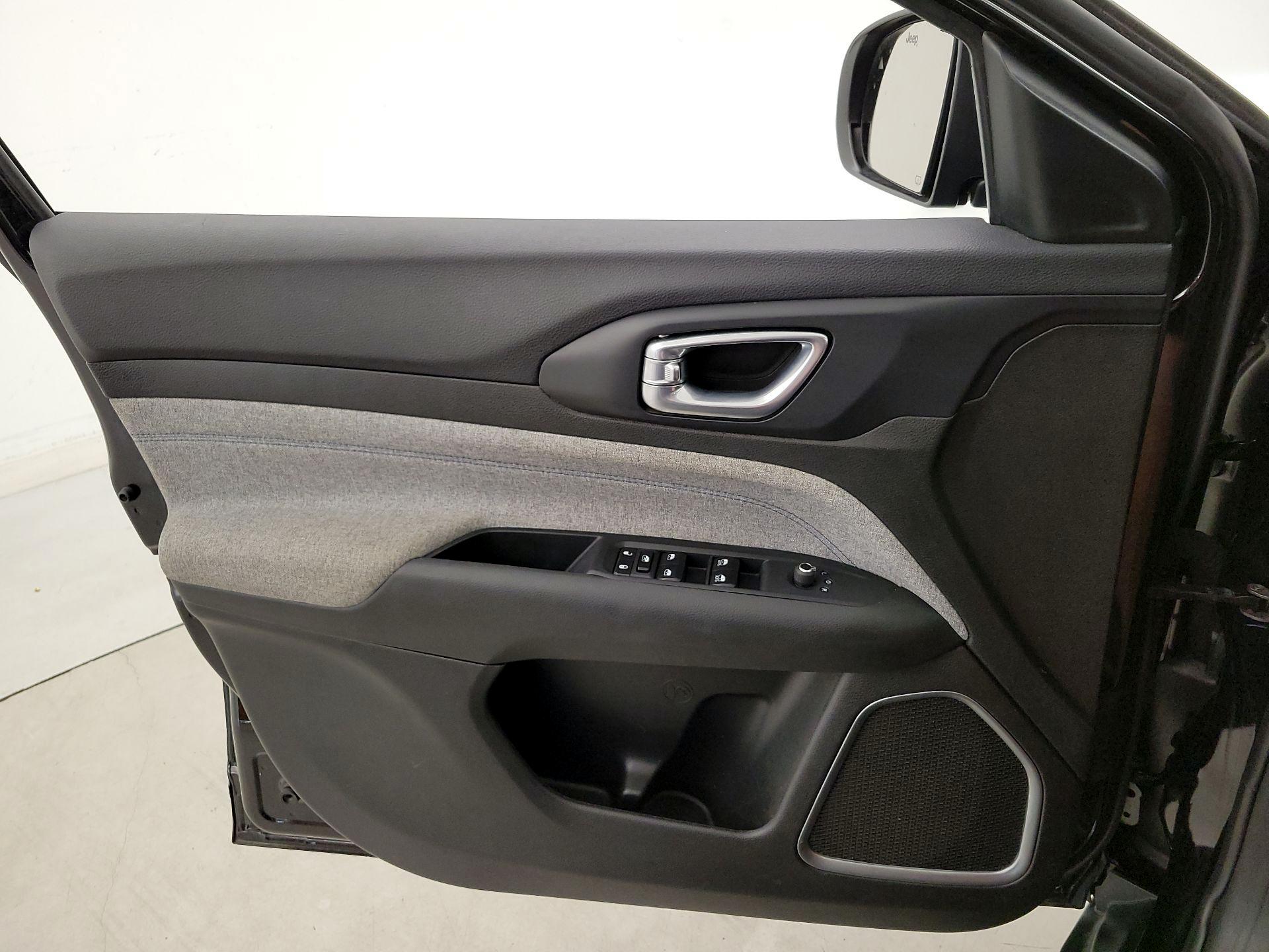 Thumbnail: 2024 Jeep Compass - 12