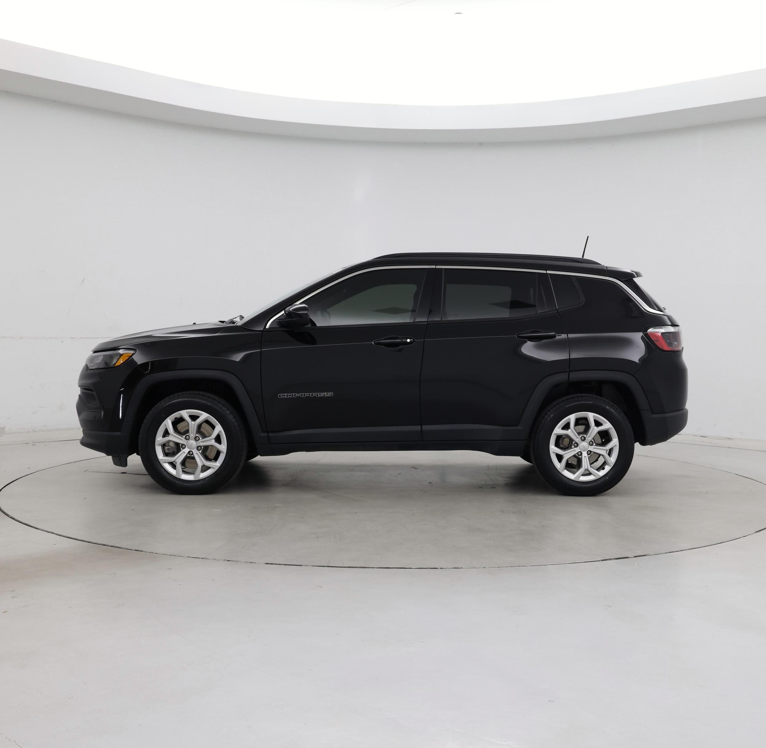 Thumbnail: 2024 Jeep Compass - 3
