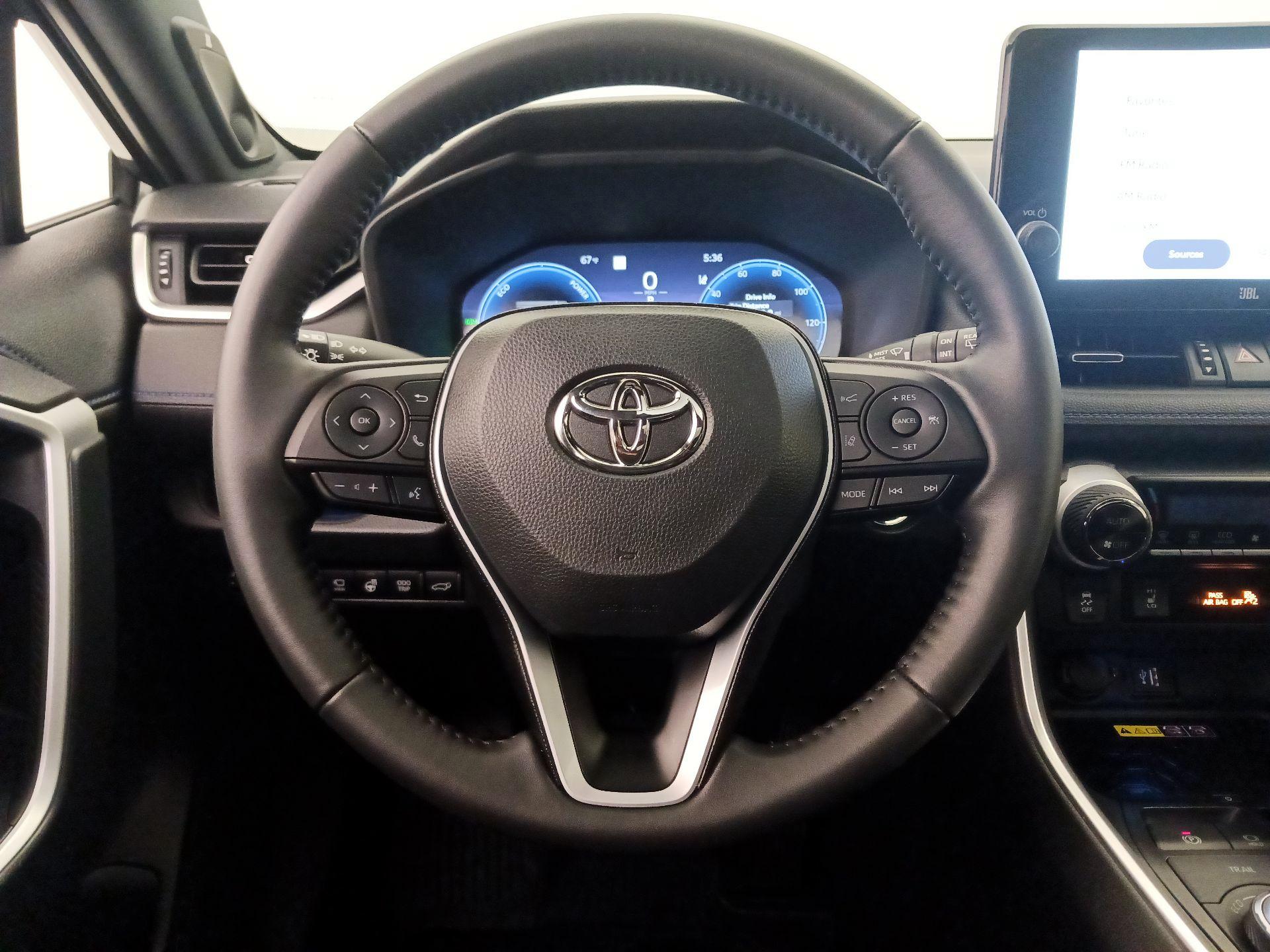 Thumbnail: 2024 Toyota RAV4 - 10