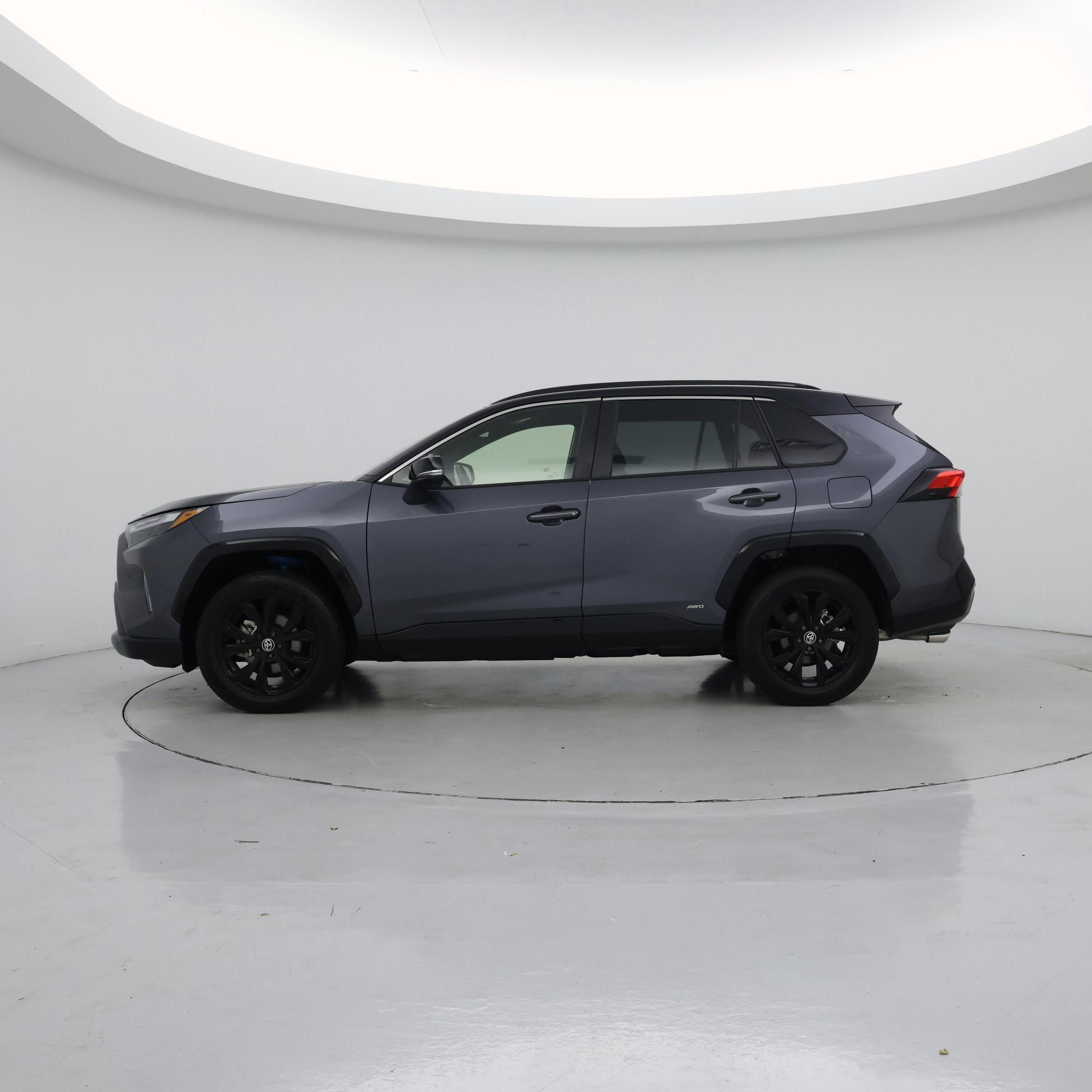 Thumbnail: 2024 Toyota RAV4 - 3