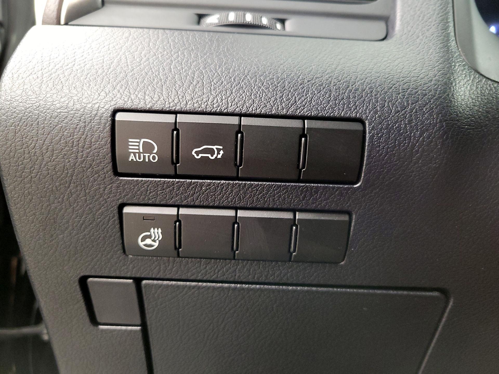 Thumbnail: 2018 Lexus RX - 13