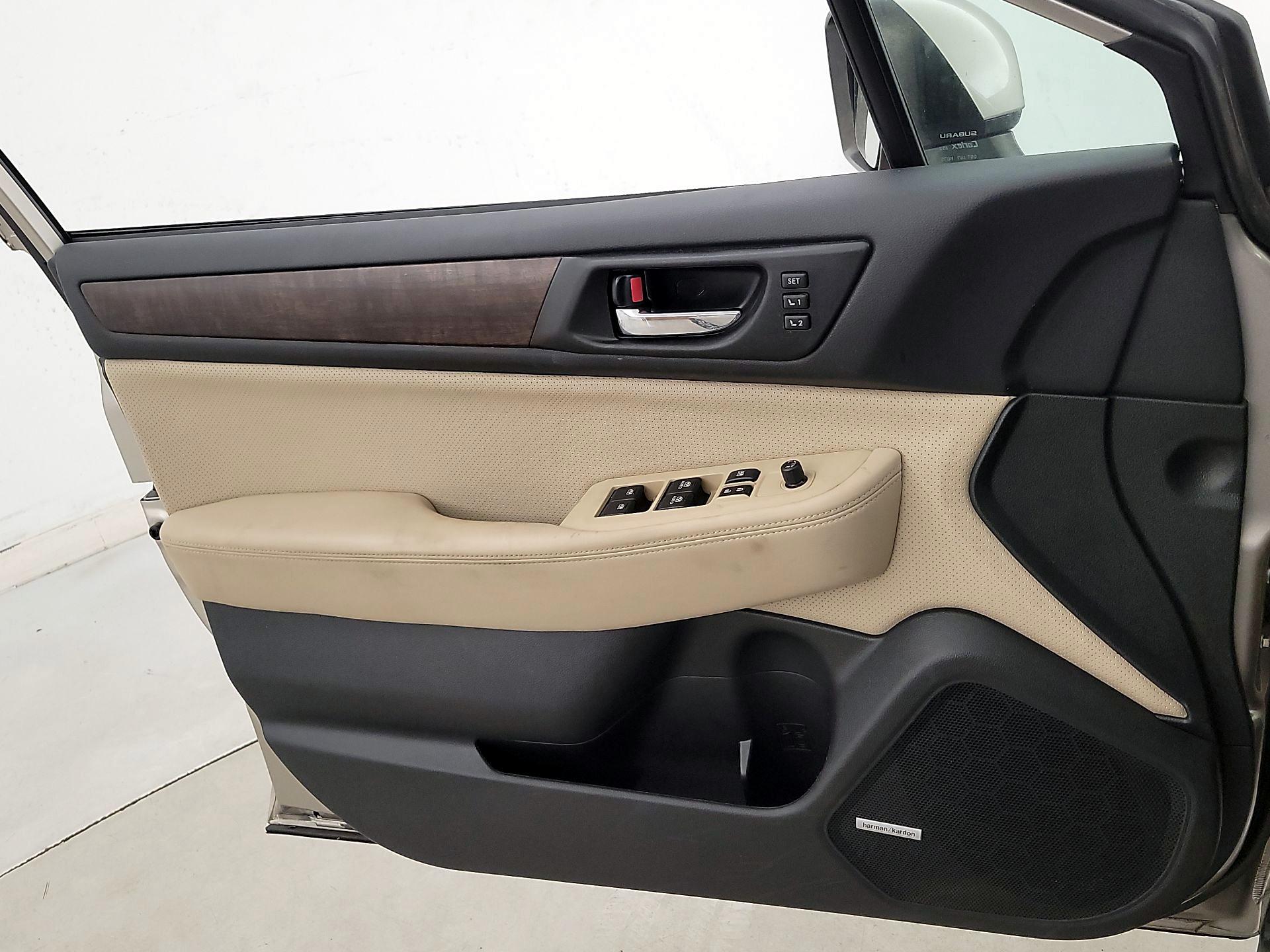 Thumbnail: 2015 Subaru Outback - 12