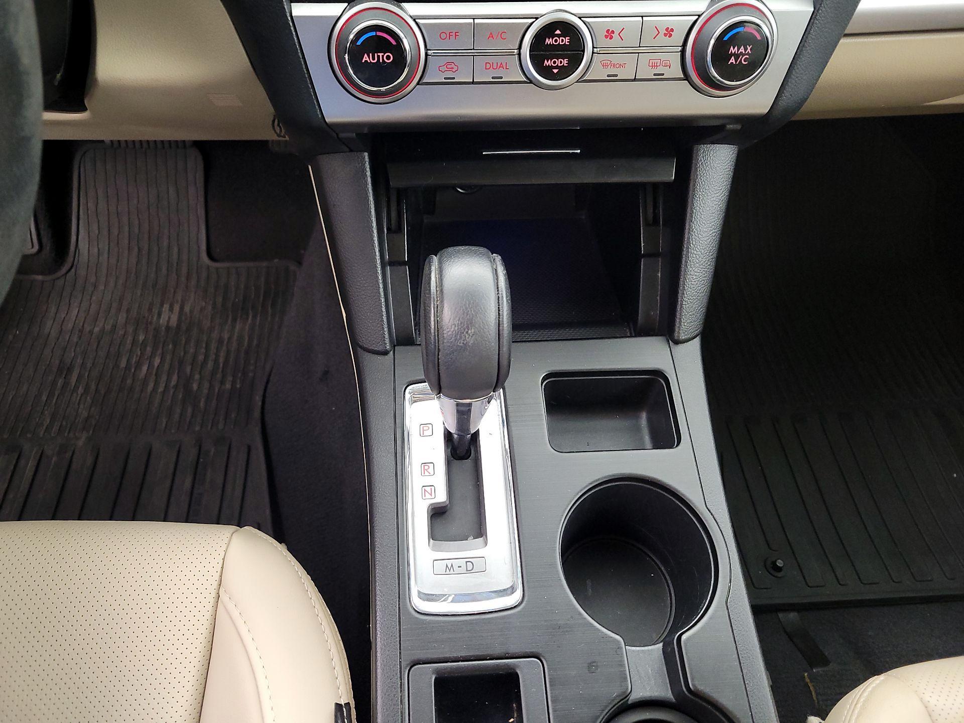 Thumbnail: 2015 Subaru Outback - 18