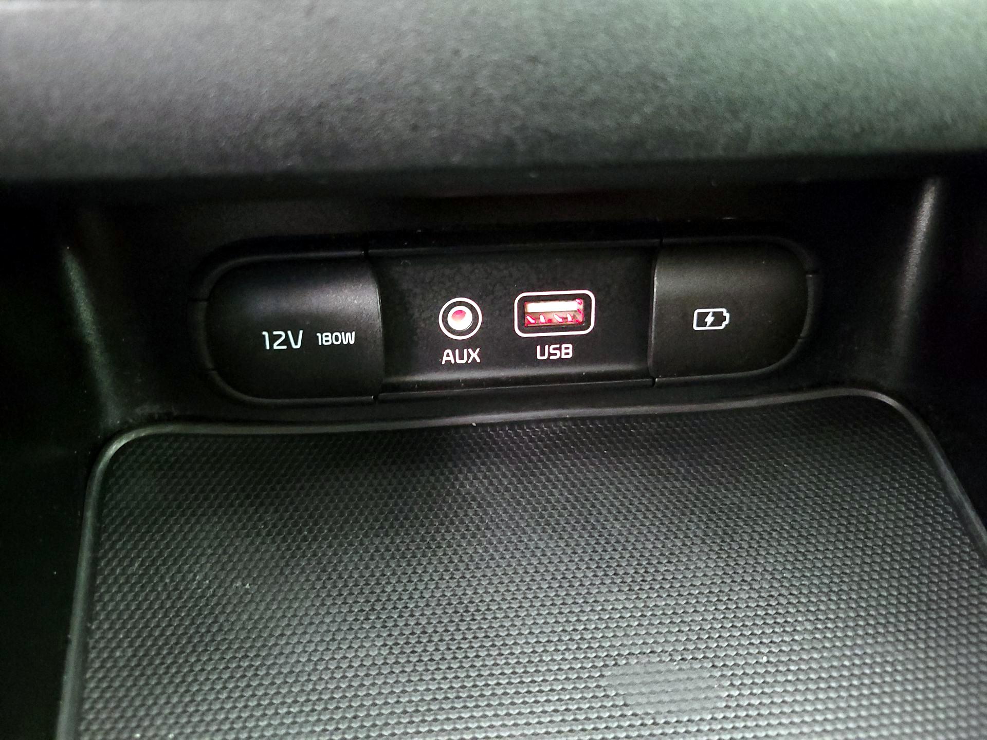 Thumbnail: 2021 Kia Forte - 18