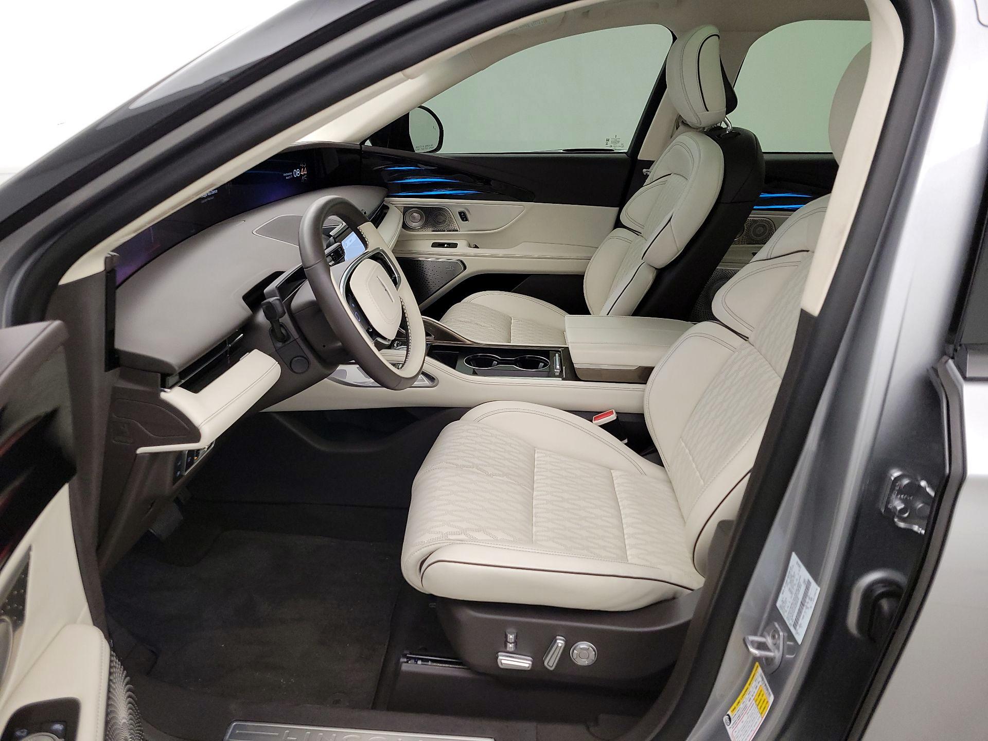 Thumbnail: 2024 Lincoln Nautilus - 11