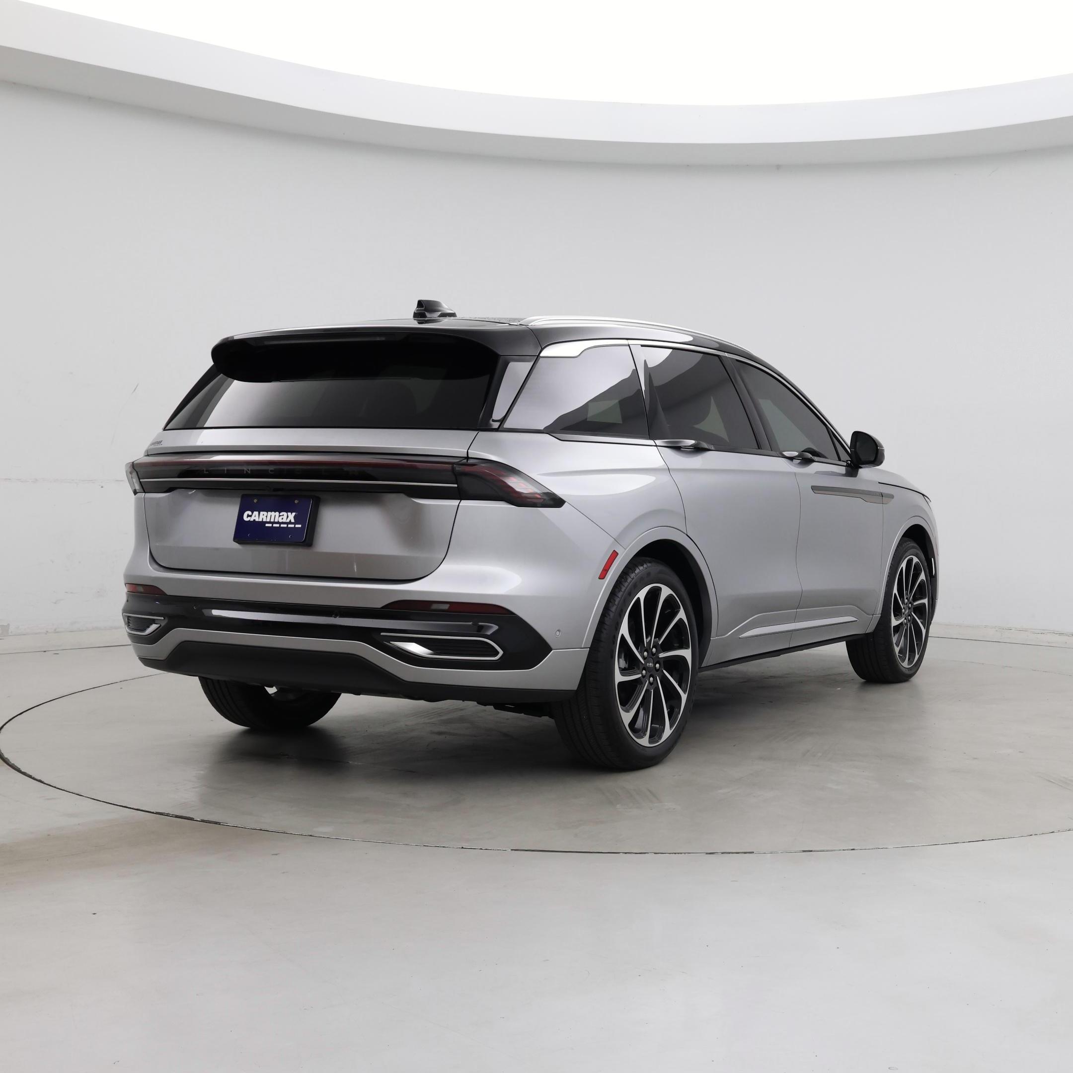 Thumbnail: 2024 Lincoln Nautilus - 8