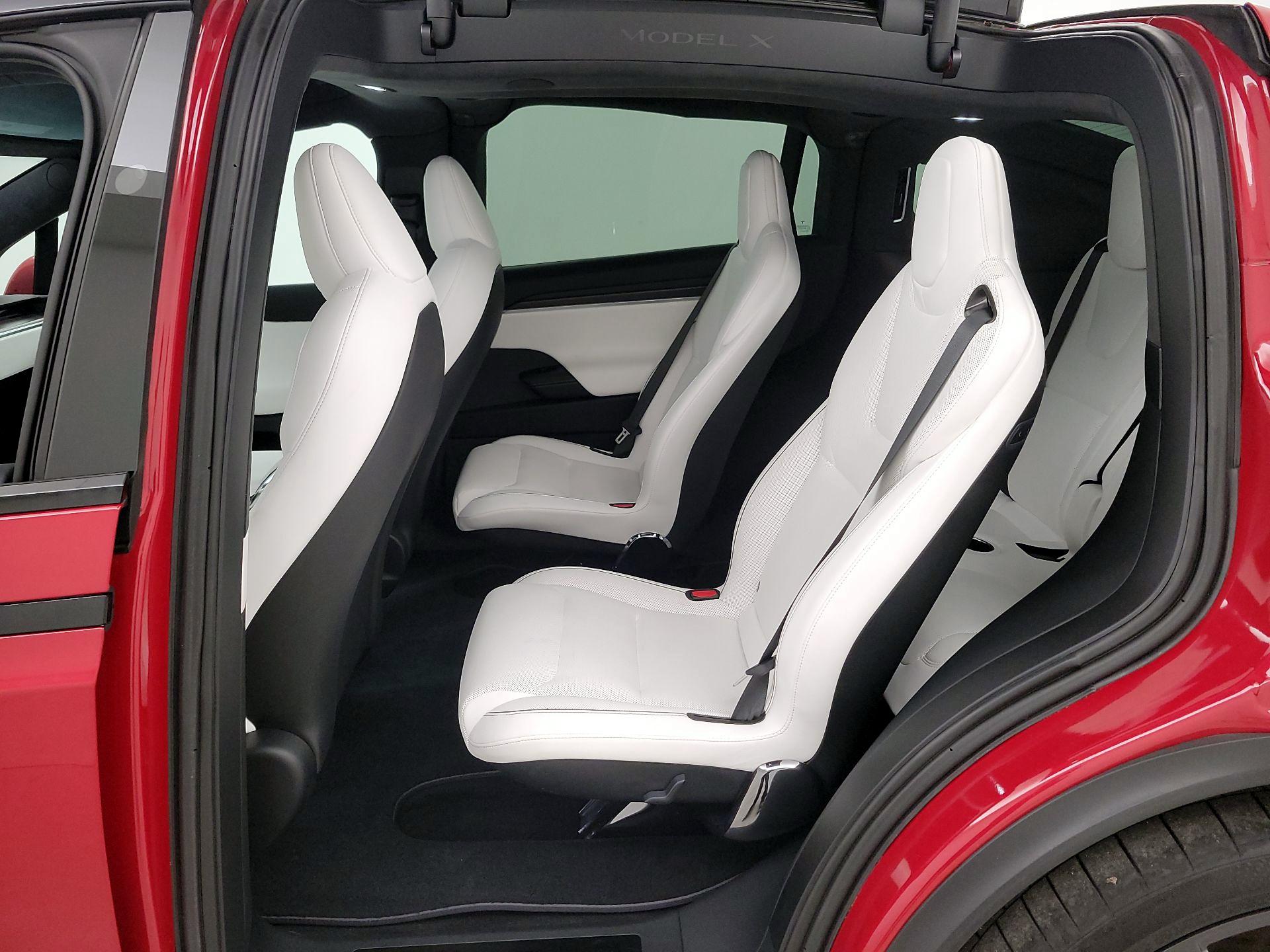 Thumbnail: 2023 Tesla Model X - 18