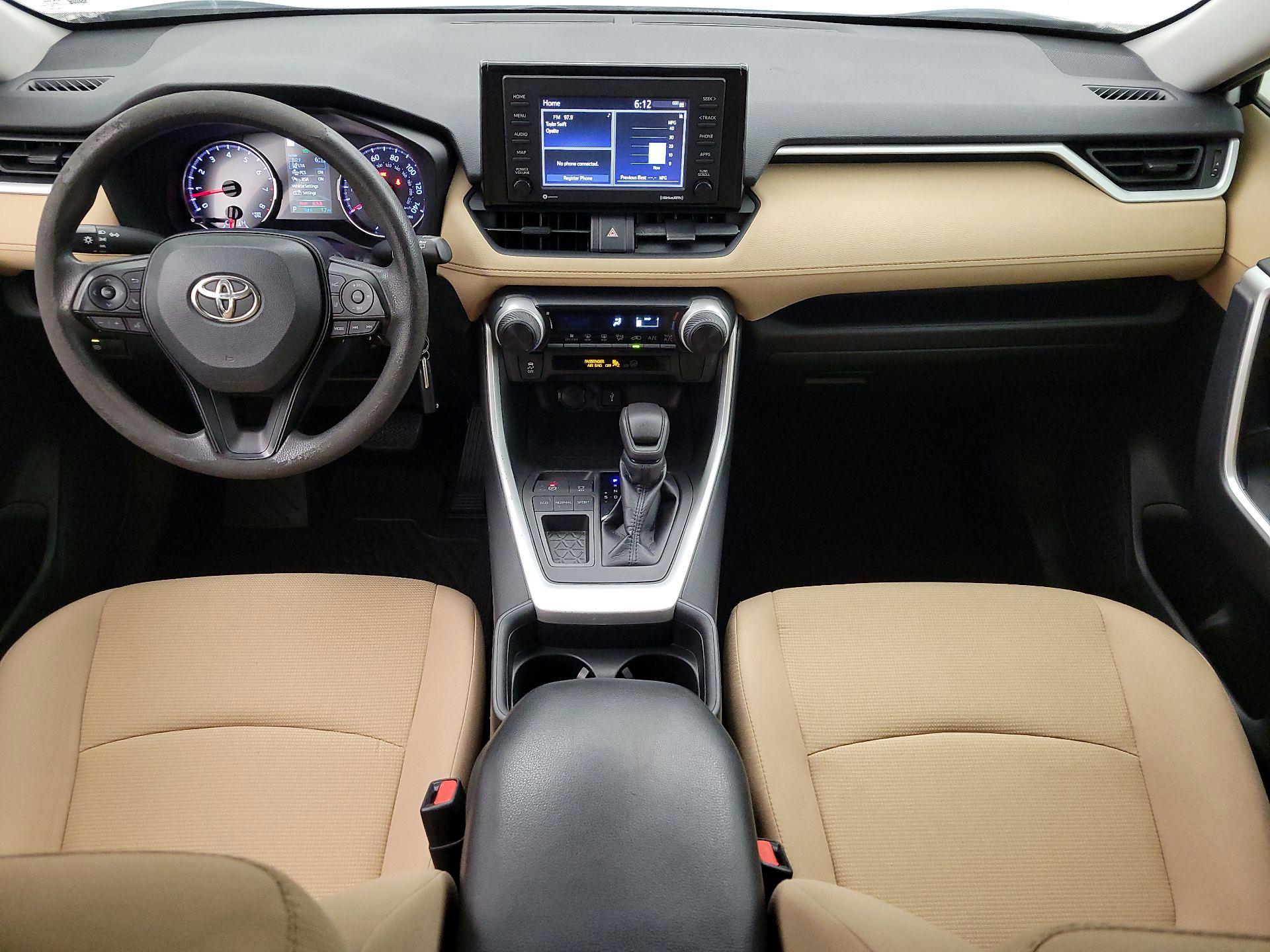 Thumbnail: 2020 Toyota RAV4 - 9