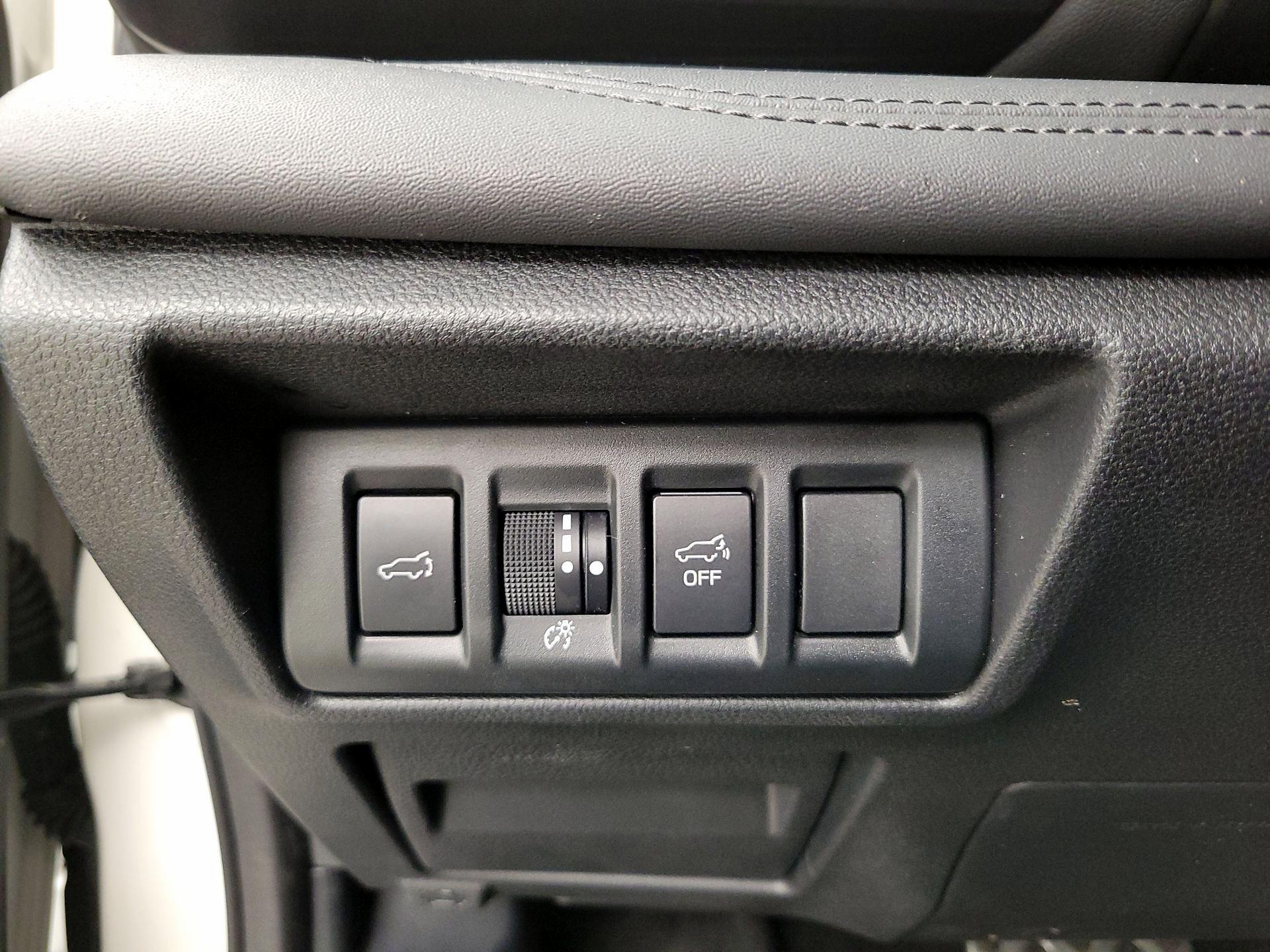 Thumbnail: 2022 Subaru Outback - 13