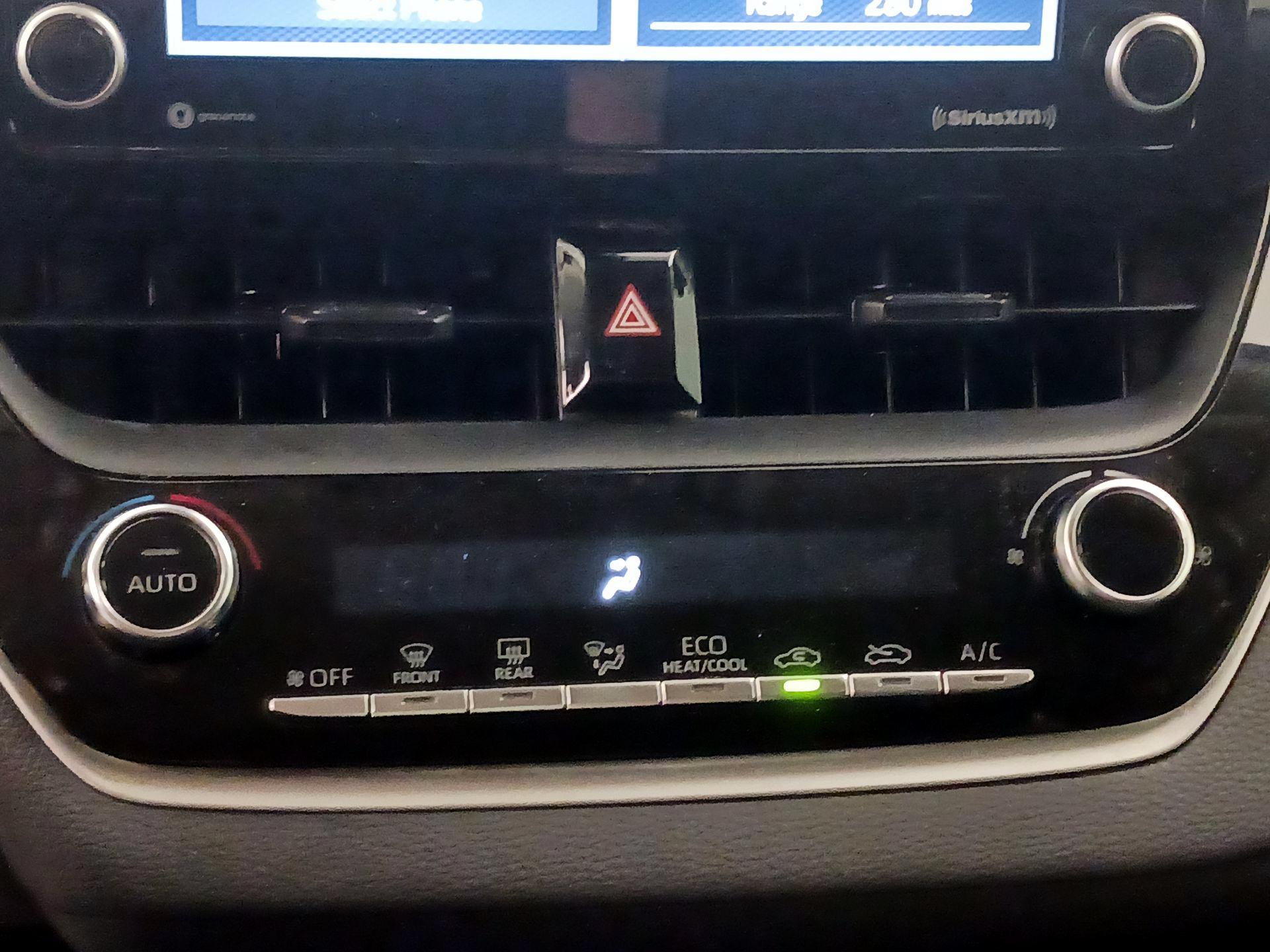 Thumbnail: 2022 Toyota Corolla - 16