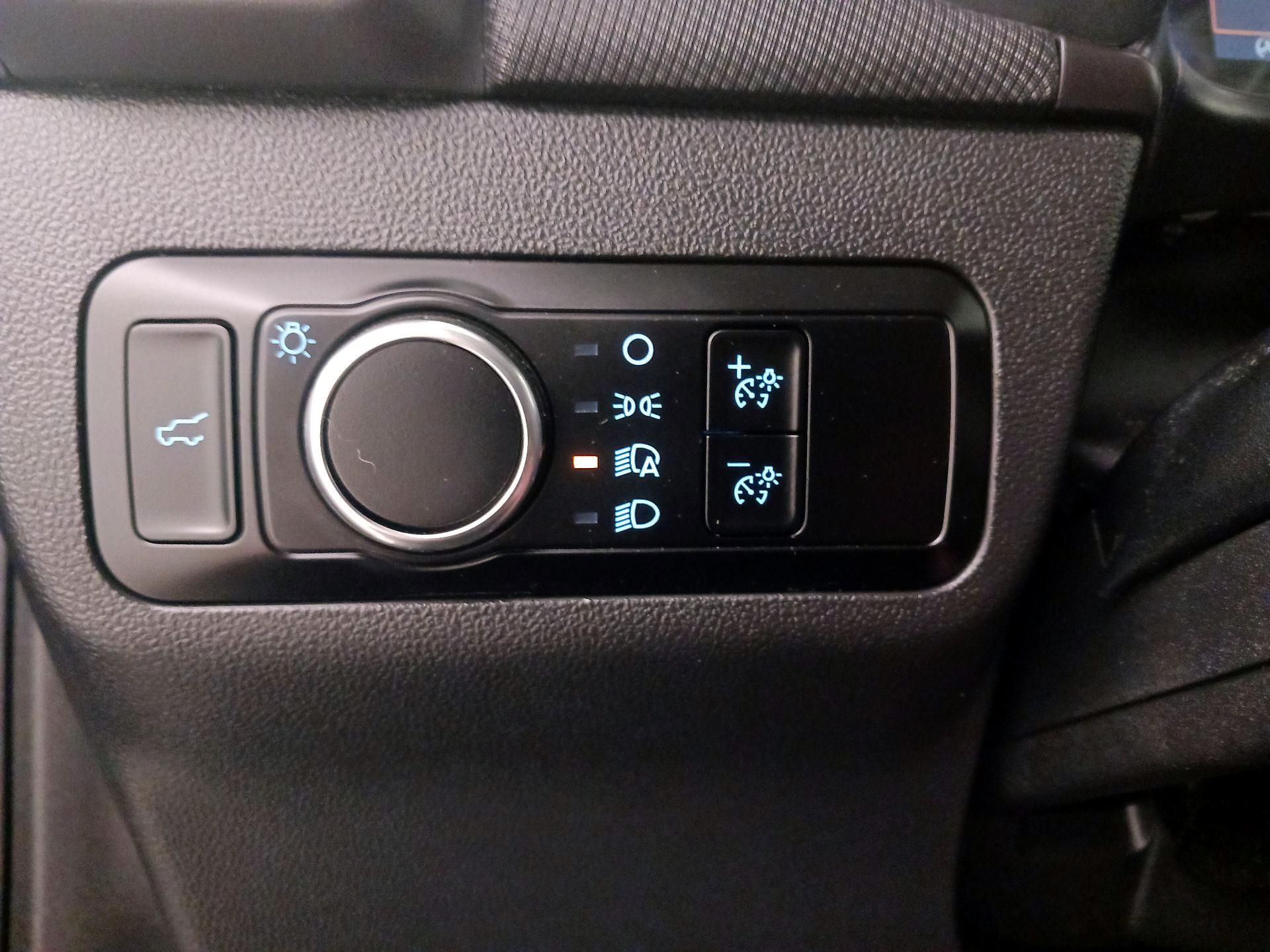 Thumbnail: 2023 Ford Bronco Sport - 13