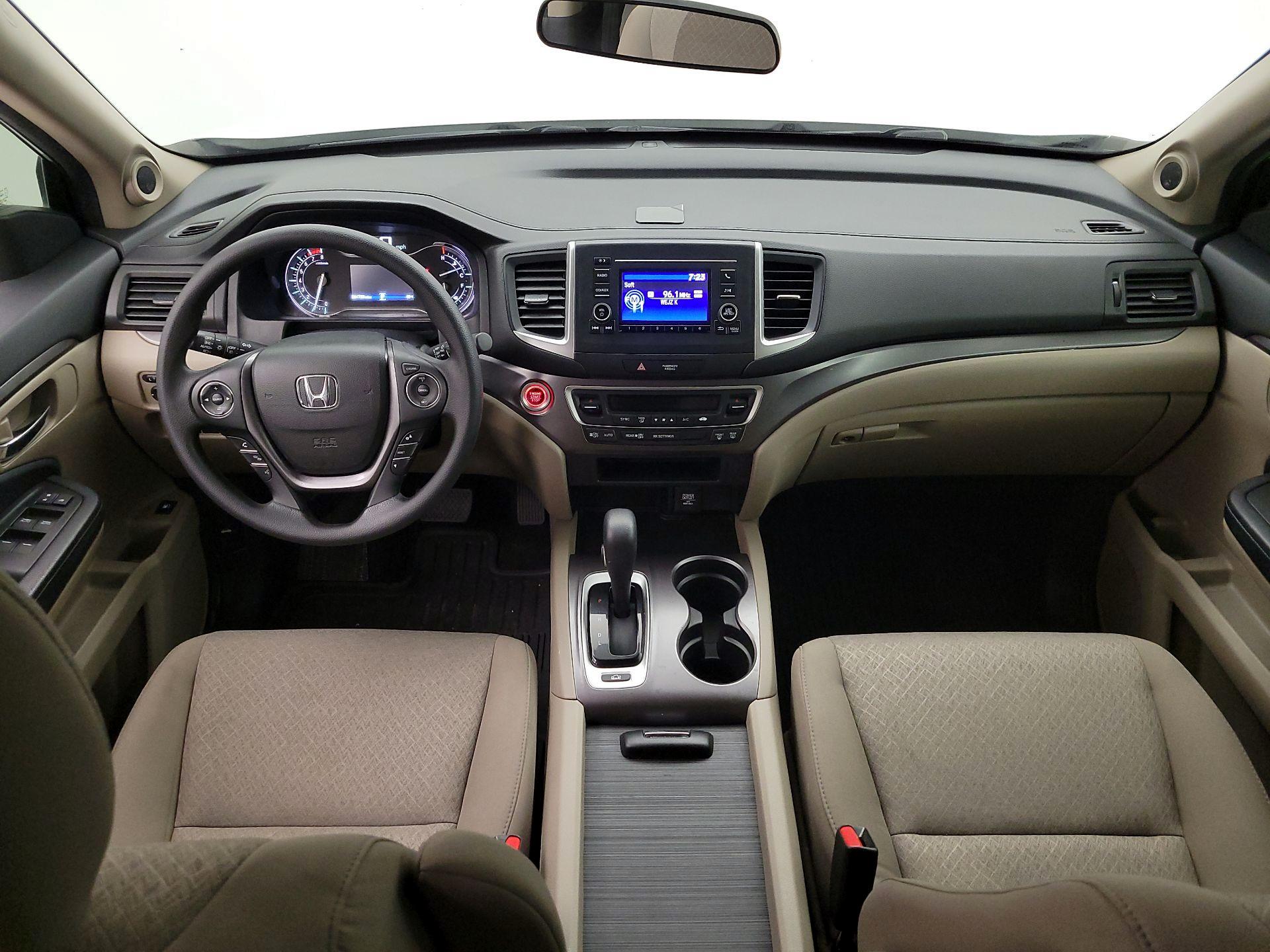 Thumbnail: 2017 Honda Ridgeline - 9