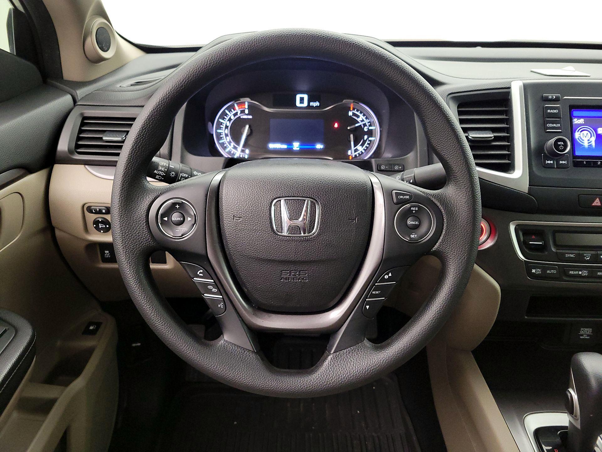 Thumbnail: 2017 Honda Ridgeline - 10