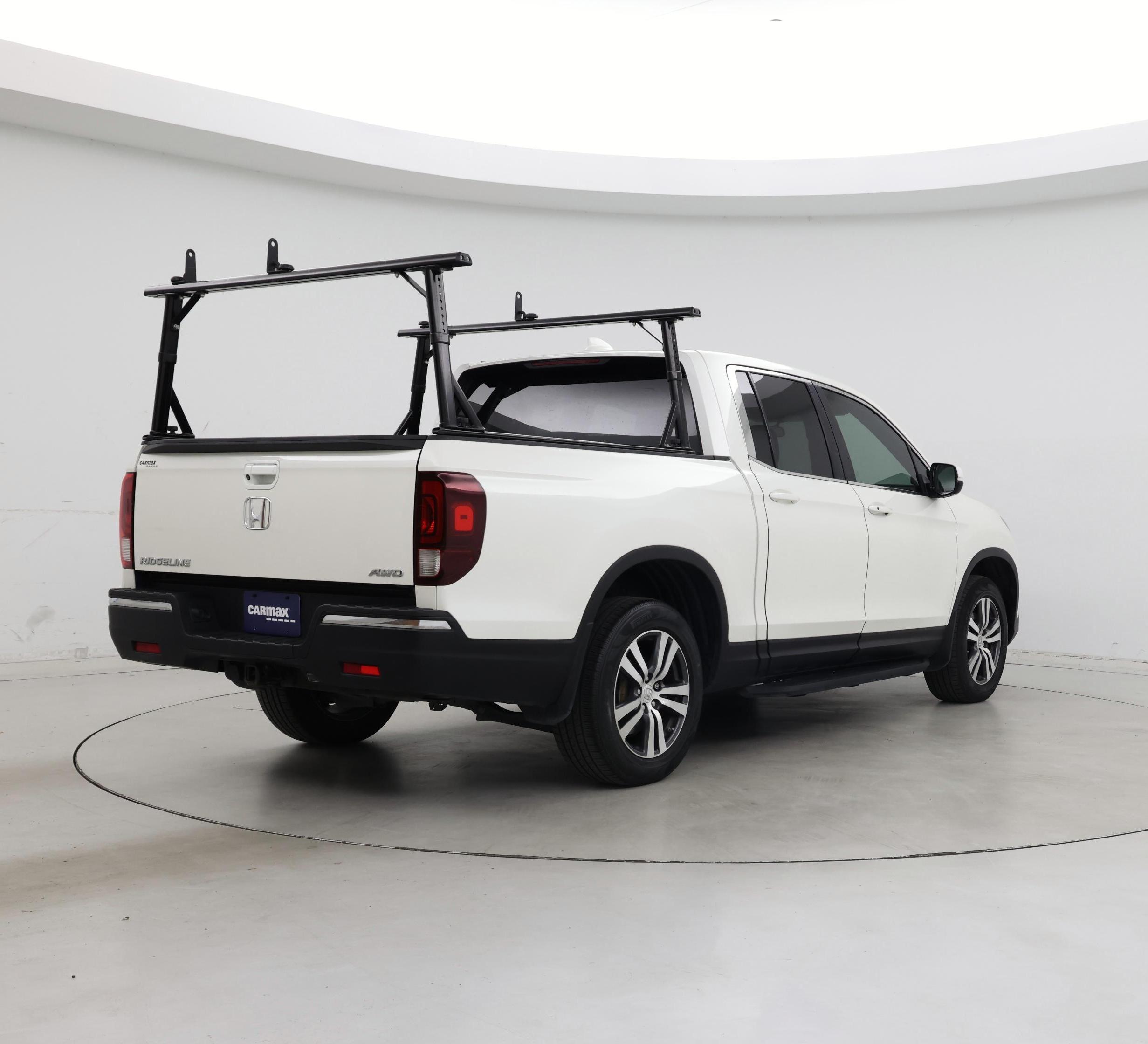 Thumbnail: 2017 Honda Ridgeline - 8