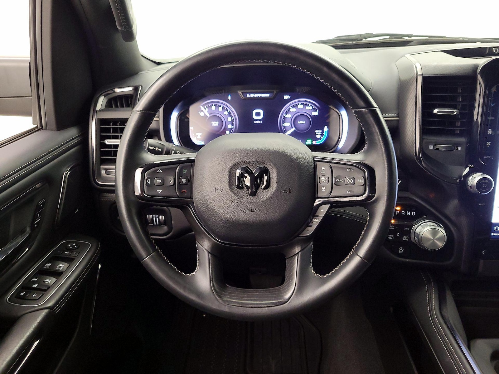 2024 RAM Ram 1500 Pickup Limited - Photo 11