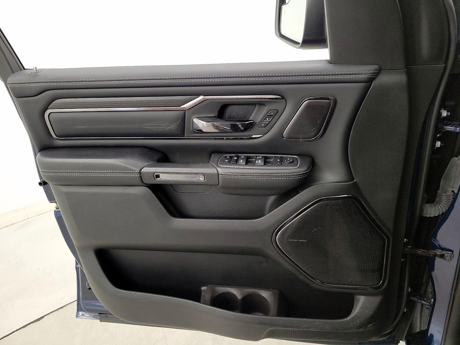 2024 RAM Ram 1500 Pickup Limited - Photo 13