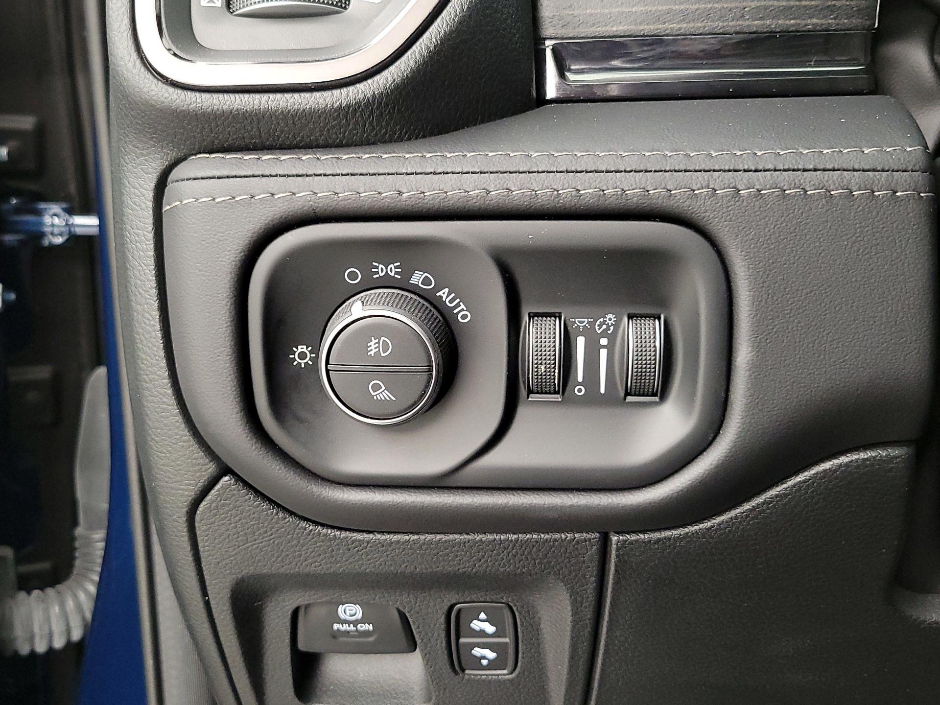Thumbnail: 2024 RAM 1500 - 13
