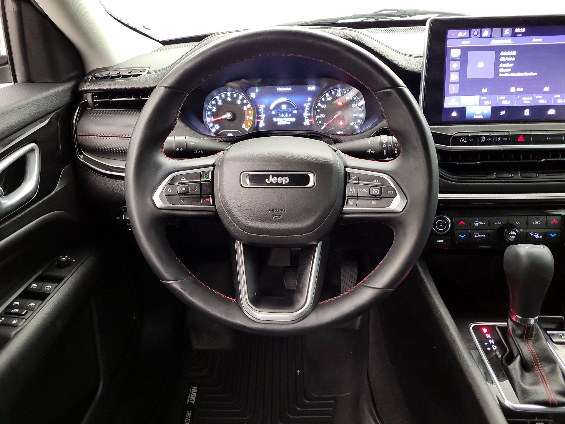 Thumbnail: 2022 Jeep Compass - 10