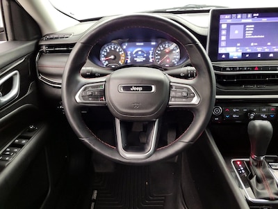 Steering Wheel & Instrument Cluster (On)