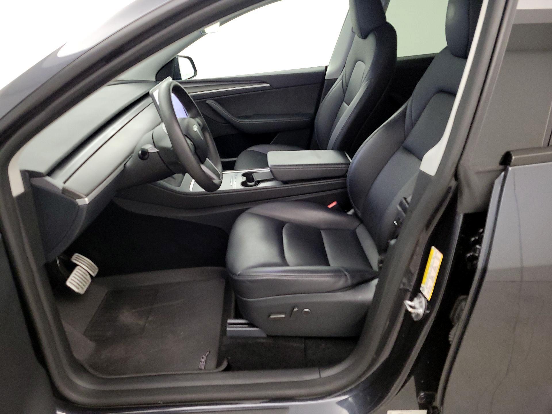 Thumbnail: 2024 Tesla Model Y - 11