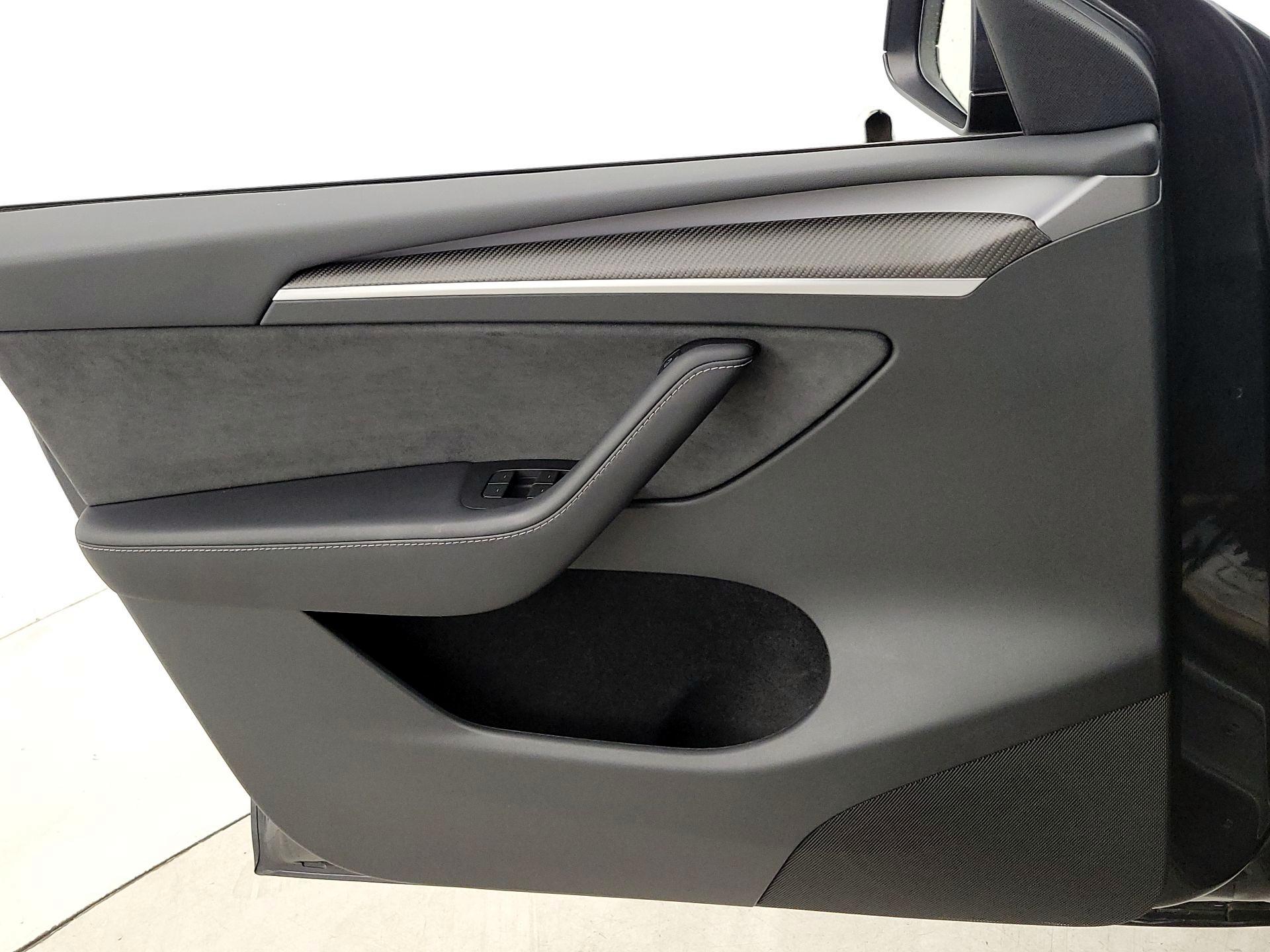 Thumbnail: 2024 Tesla Model Y - 12