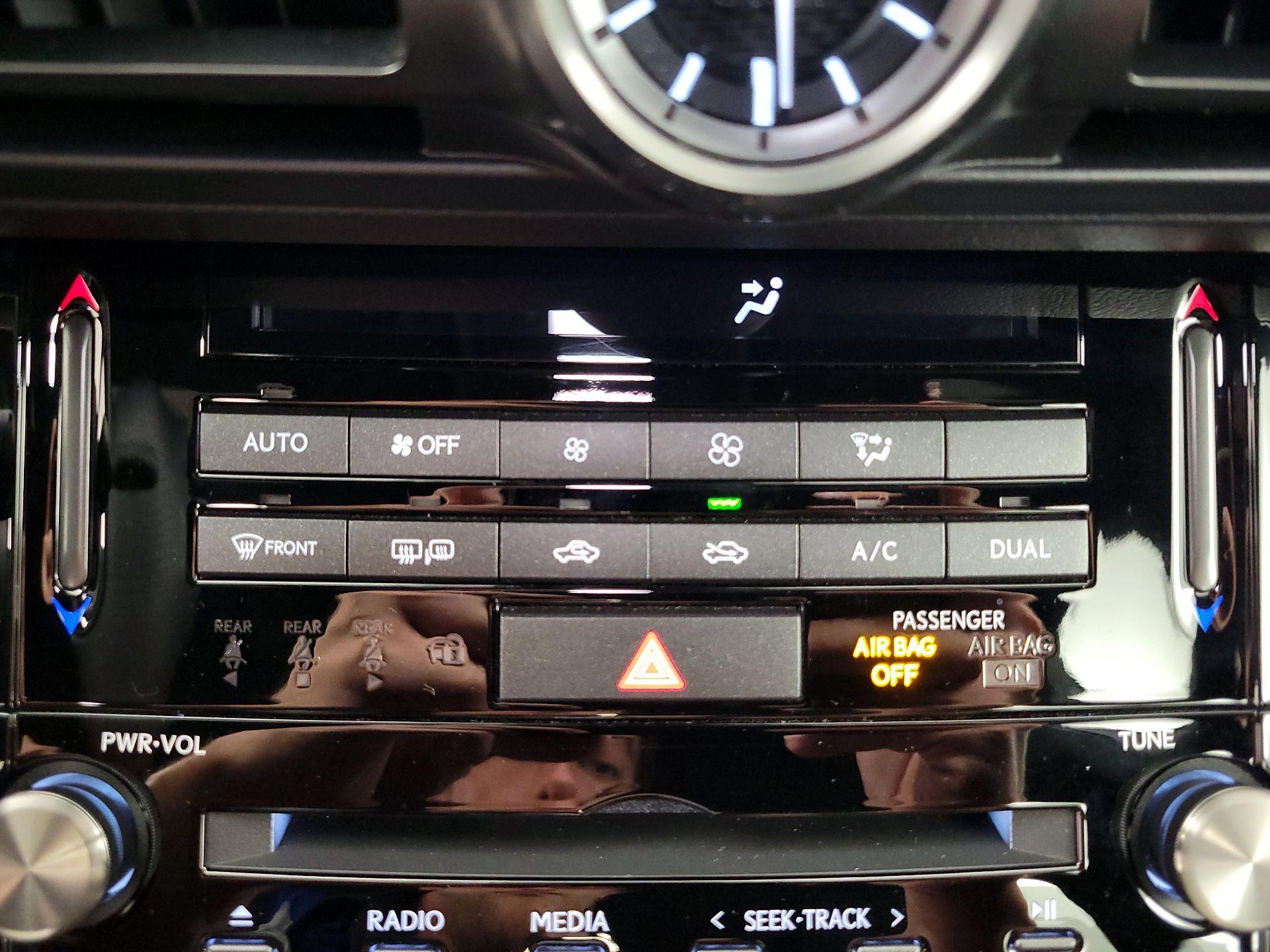 Thumbnail: 2024 Lexus IS - 17