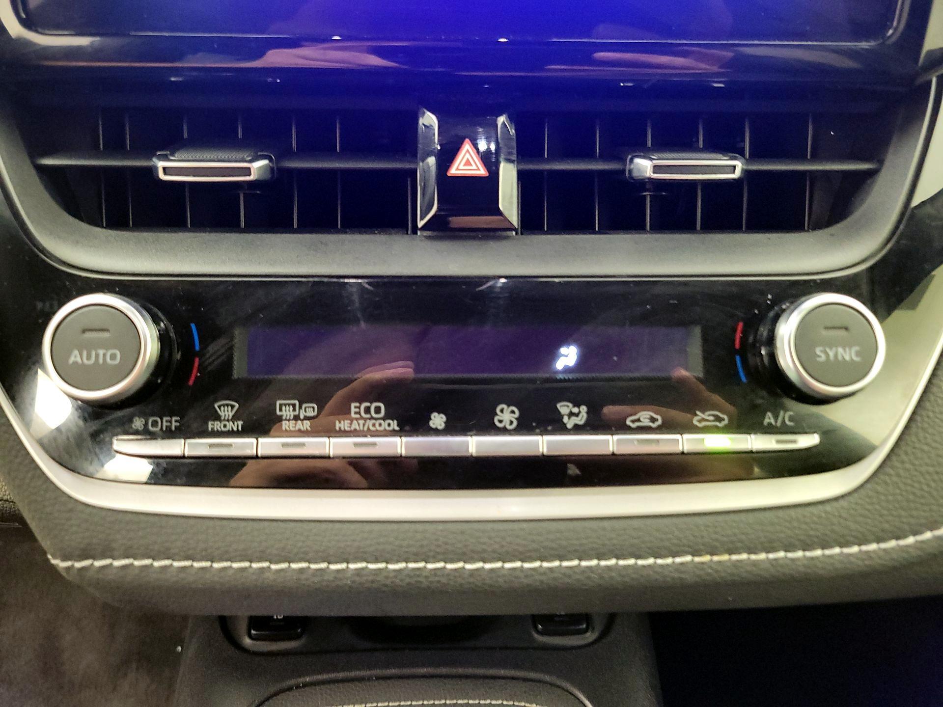 Thumbnail: 2024 Toyota Corolla - 16