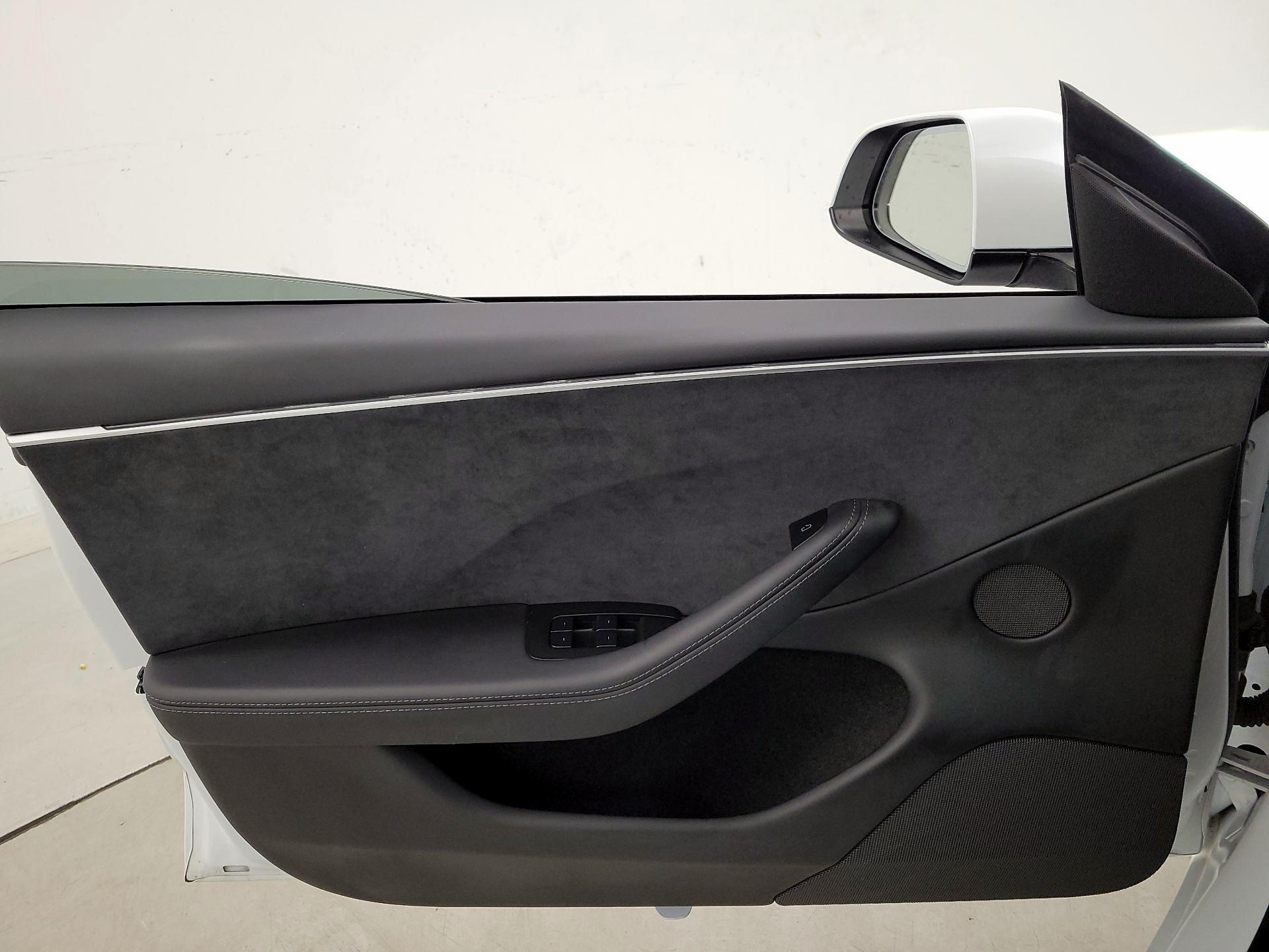 Thumbnail: 2024 Tesla Model 3 - 12