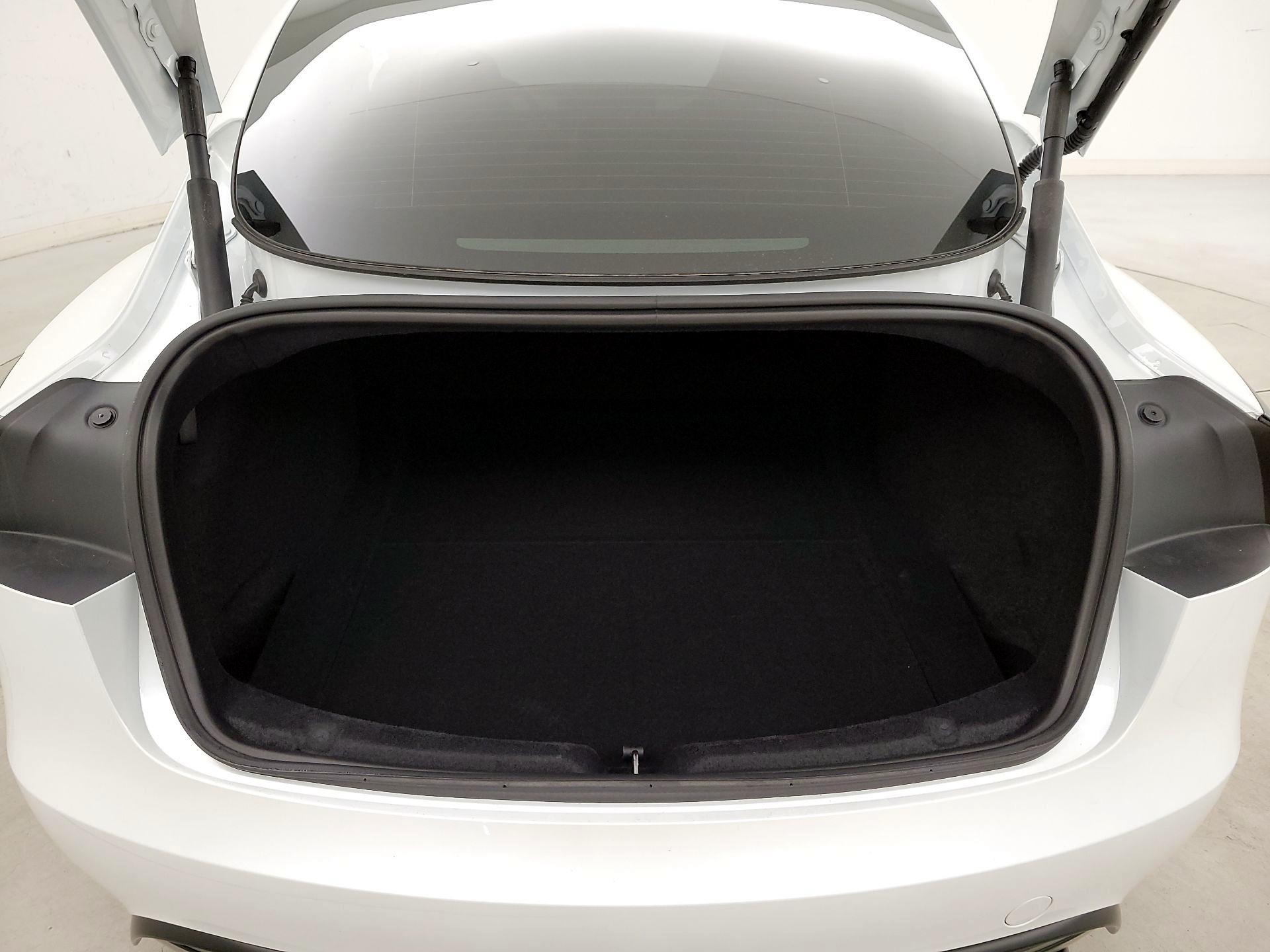 Thumbnail: 2024 Tesla Model 3 - 20