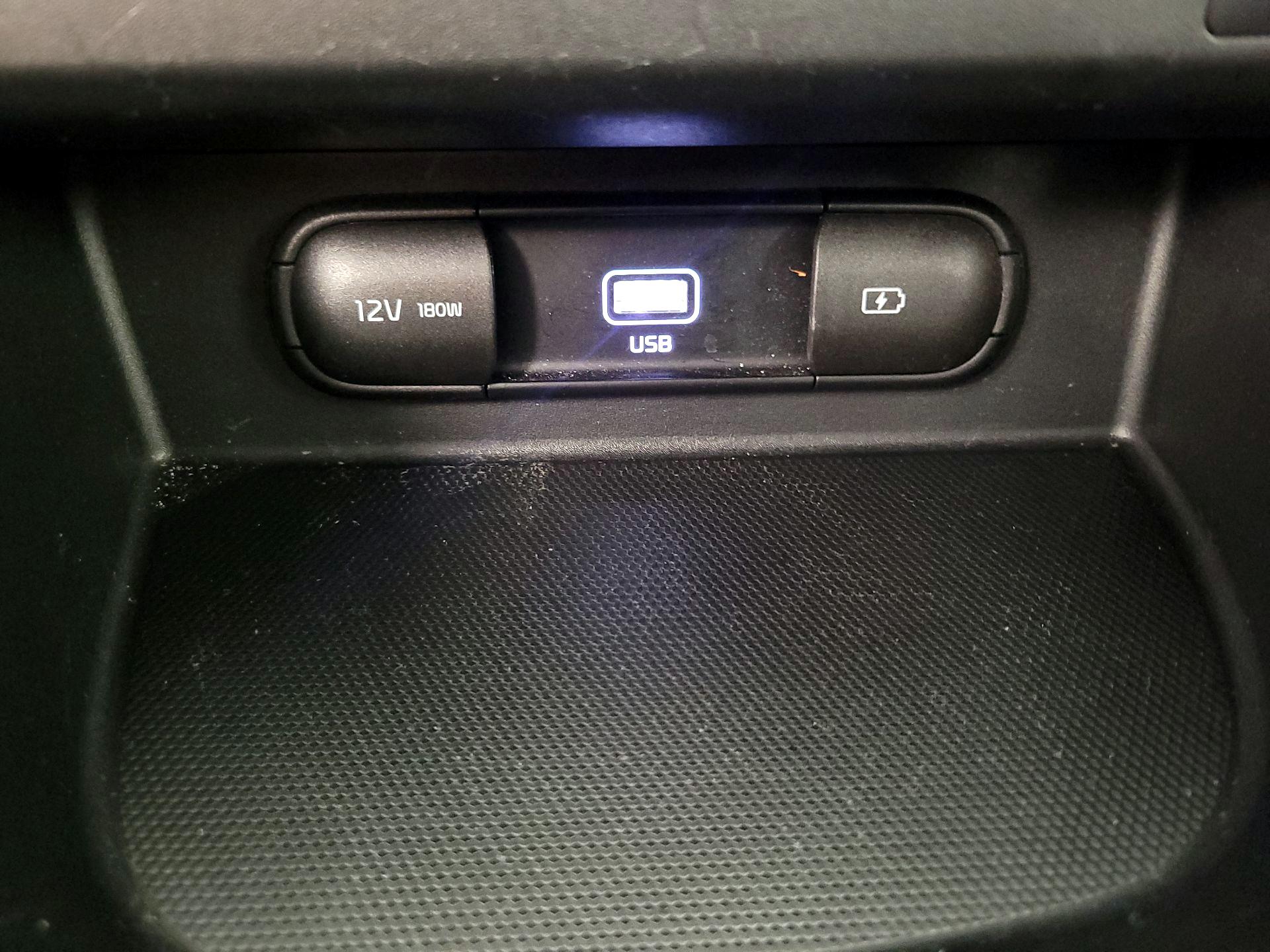 Thumbnail: 2022 Kia Seltos - 19