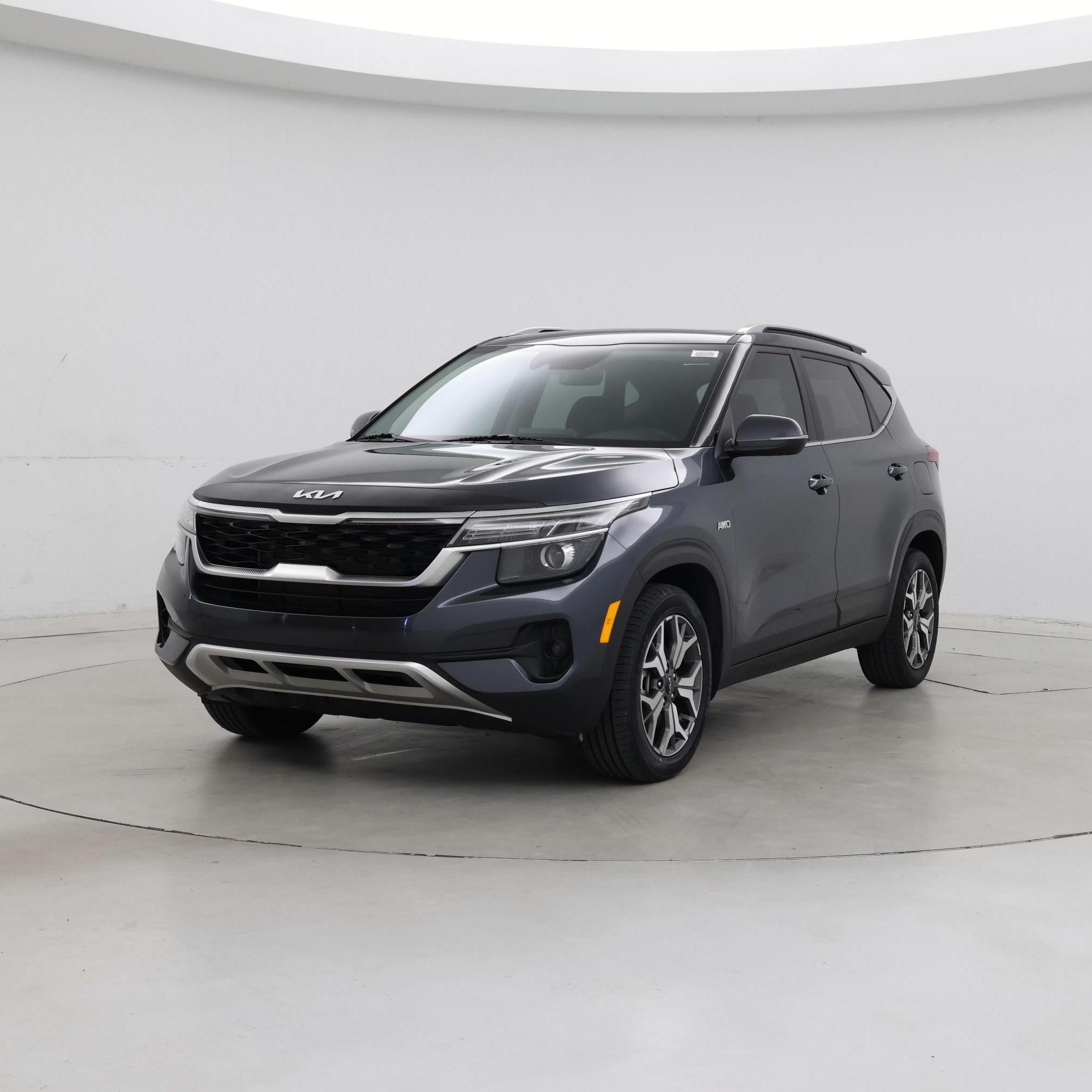 Thumbnail: 2022 Kia Seltos - 4