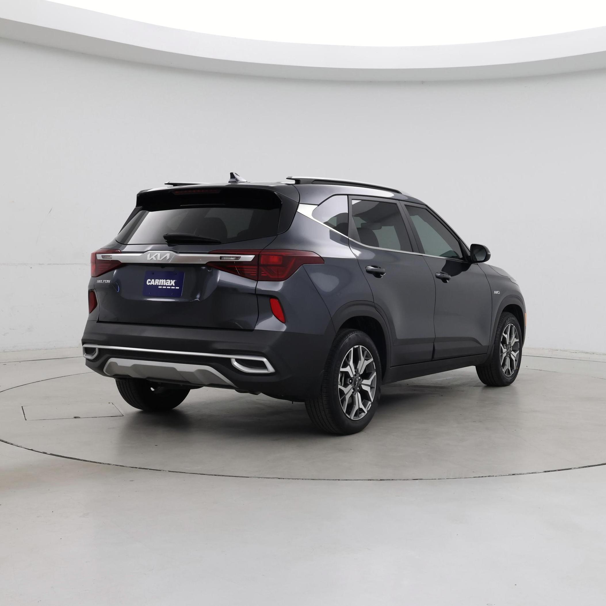 Thumbnail: 2022 Kia Seltos - 8