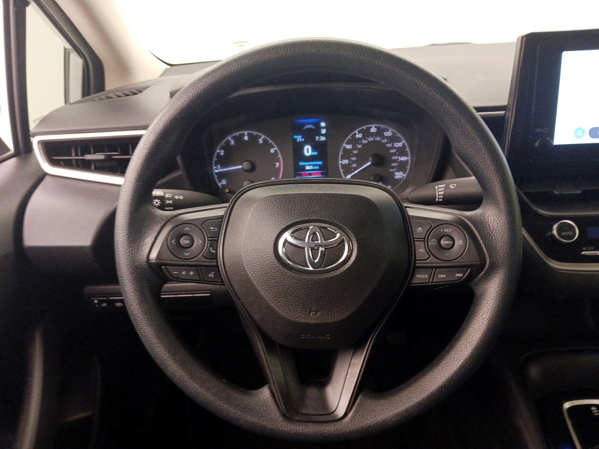 Thumbnail: 2023 Toyota Corolla - 10