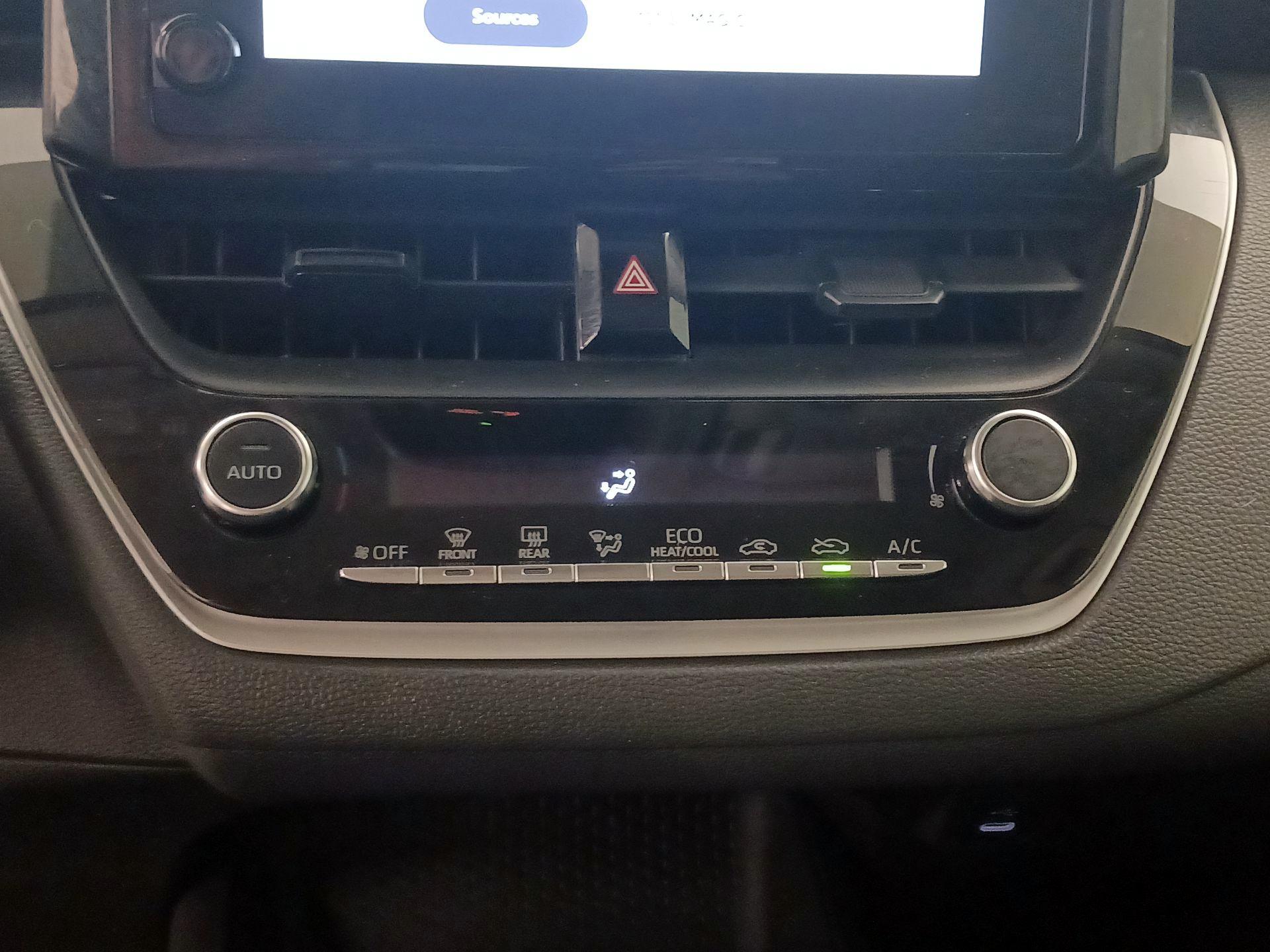 Thumbnail: 2023 Toyota Corolla - 16