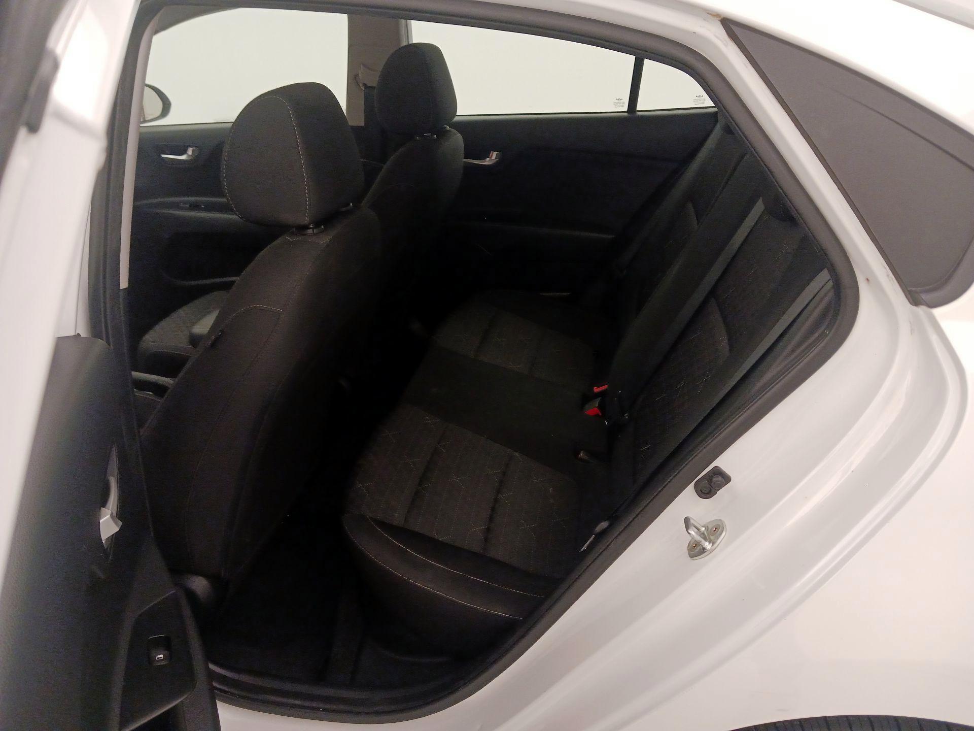 Thumbnail: 2023 Kia Rio - 19