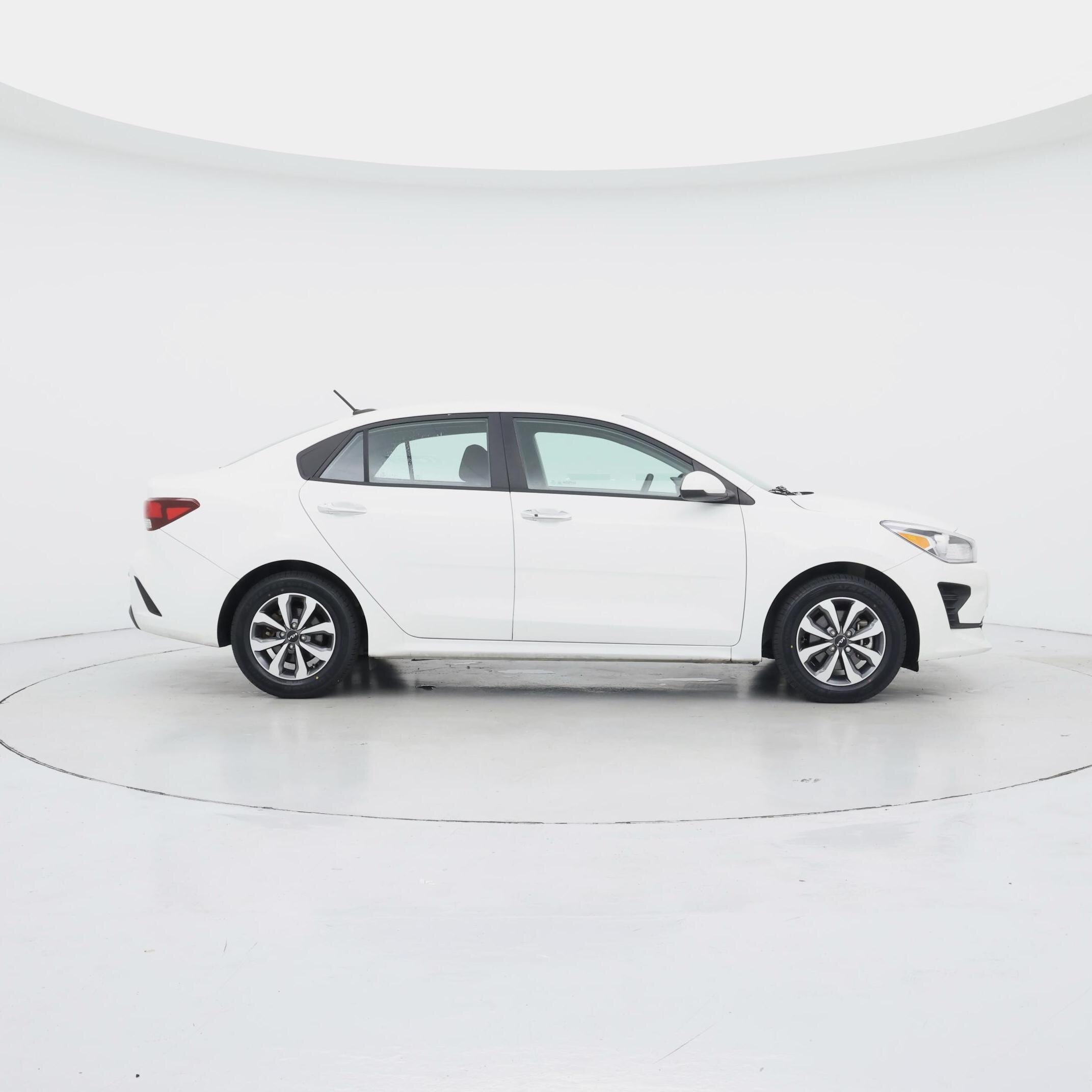 Thumbnail: 2023 Kia Rio - 7