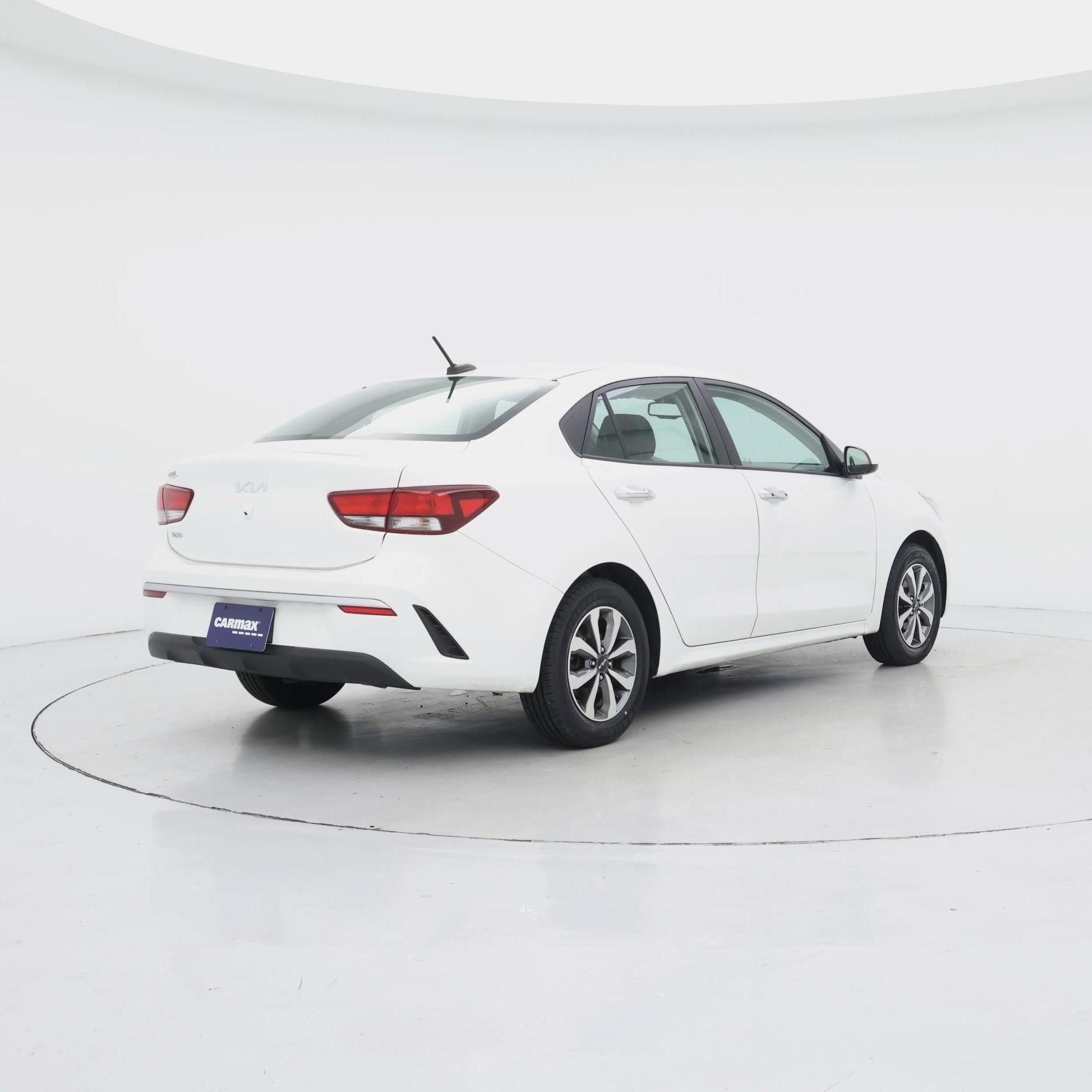 Thumbnail: 2023 Kia Rio - 8