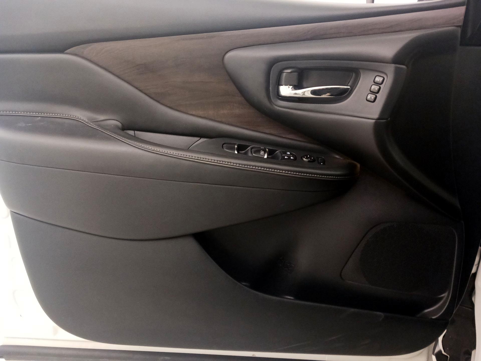 Thumbnail: 2020 Nissan Murano - 12