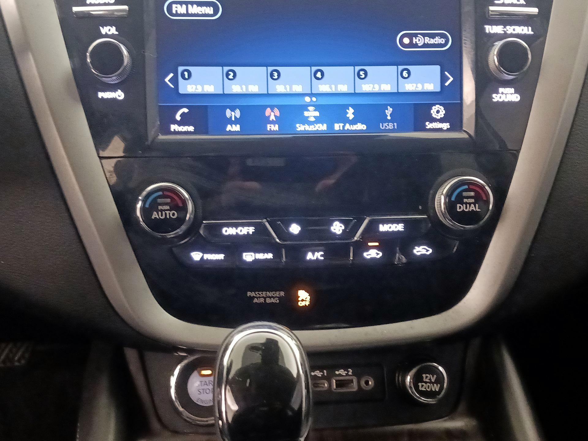 Thumbnail: 2020 Nissan Murano - 17