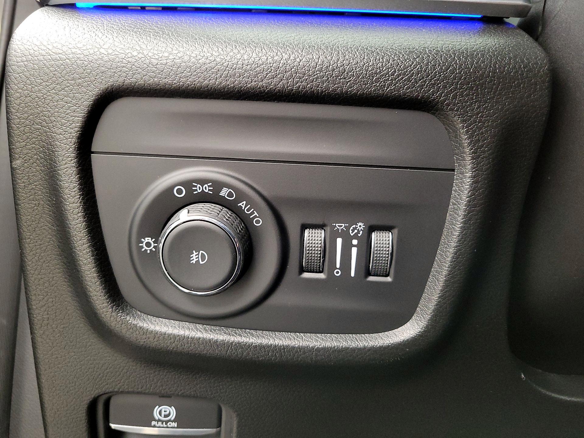 Thumbnail: 2023 Jeep Grand Cherokee - 13