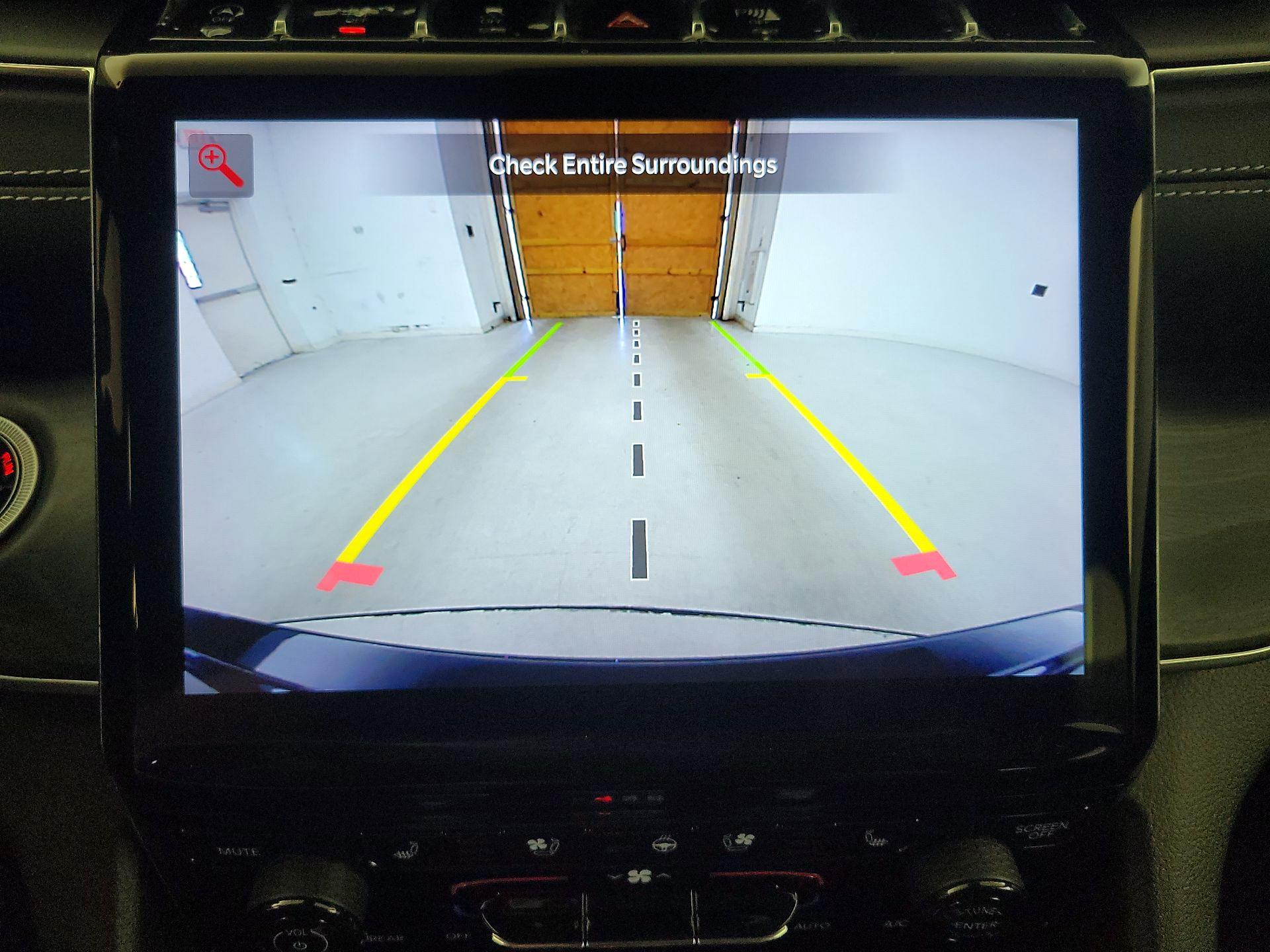 Thumbnail: 2023 Jeep Grand Cherokee - 14