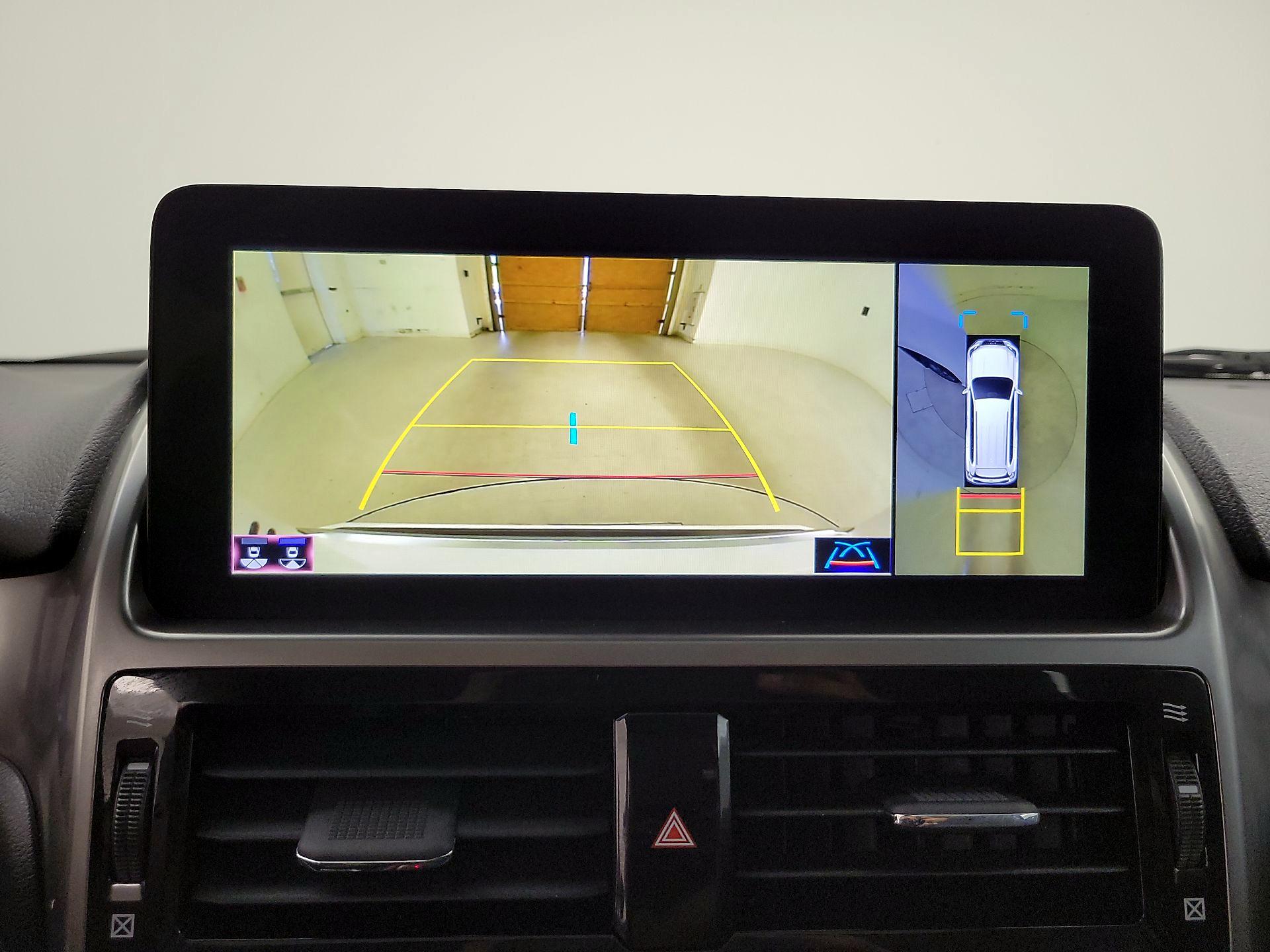 Thumbnail: 2022 Lexus GX - 15