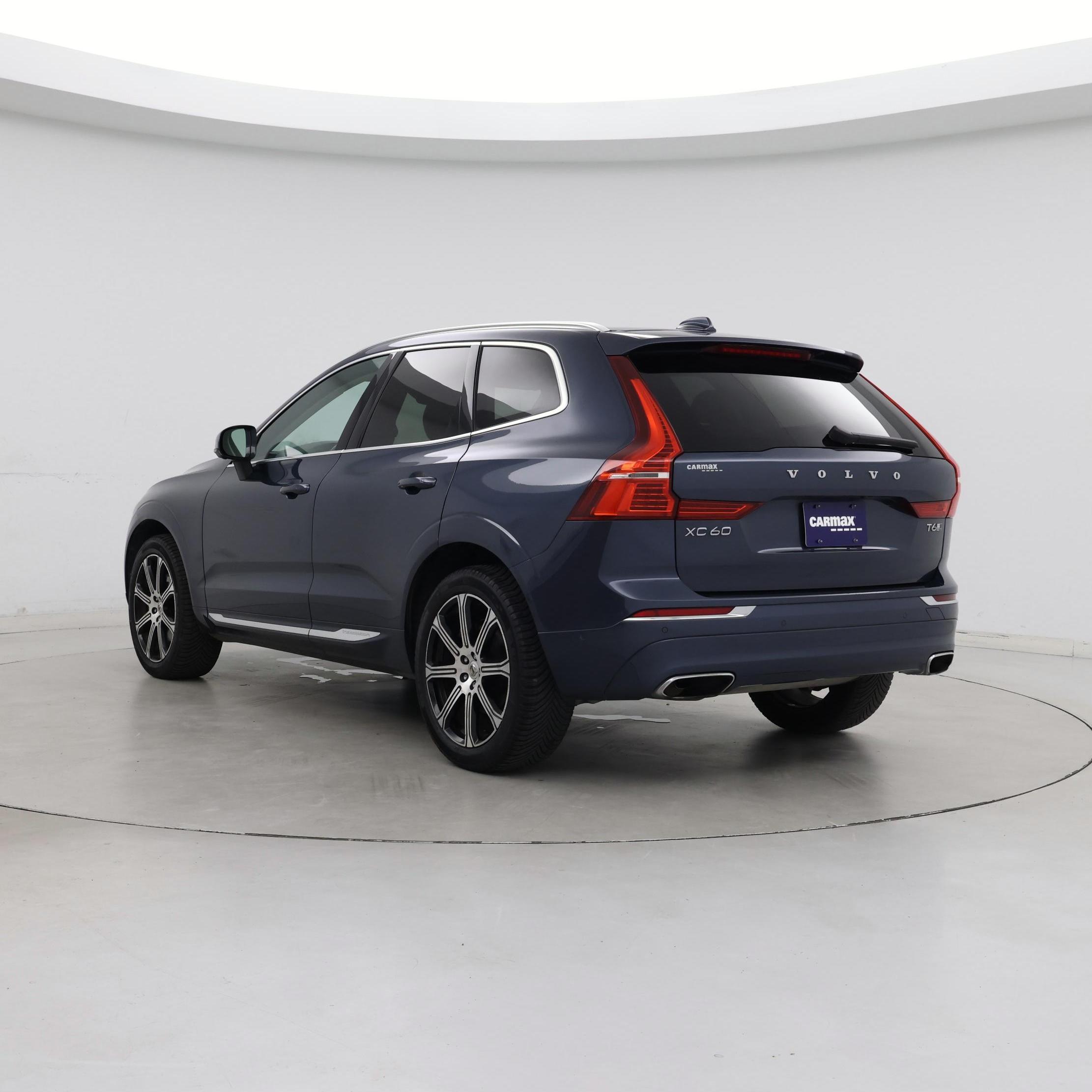 Thumbnail: 2018 Volvo XC60 - 2