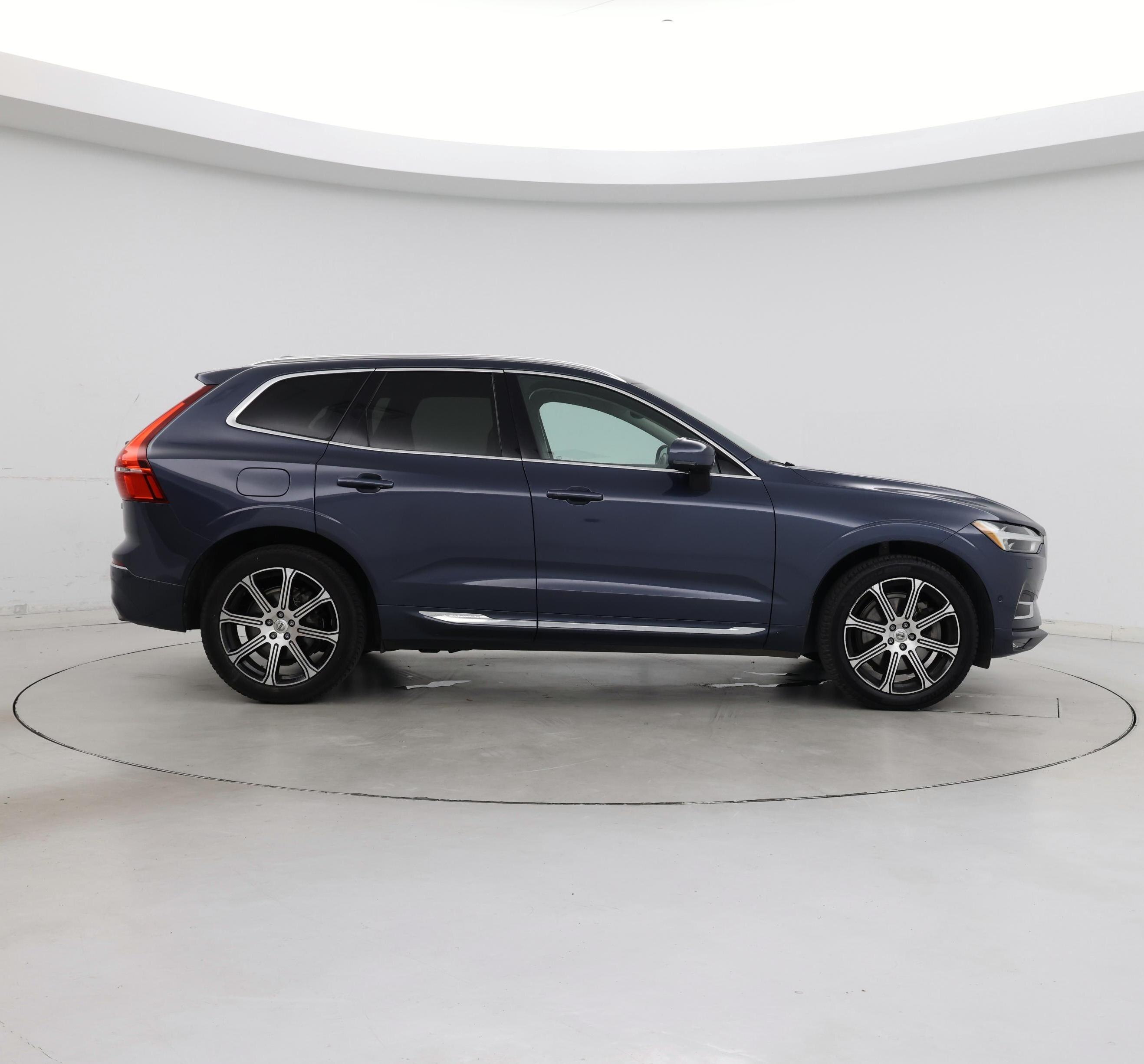 Thumbnail: 2018 Volvo XC60 - 7