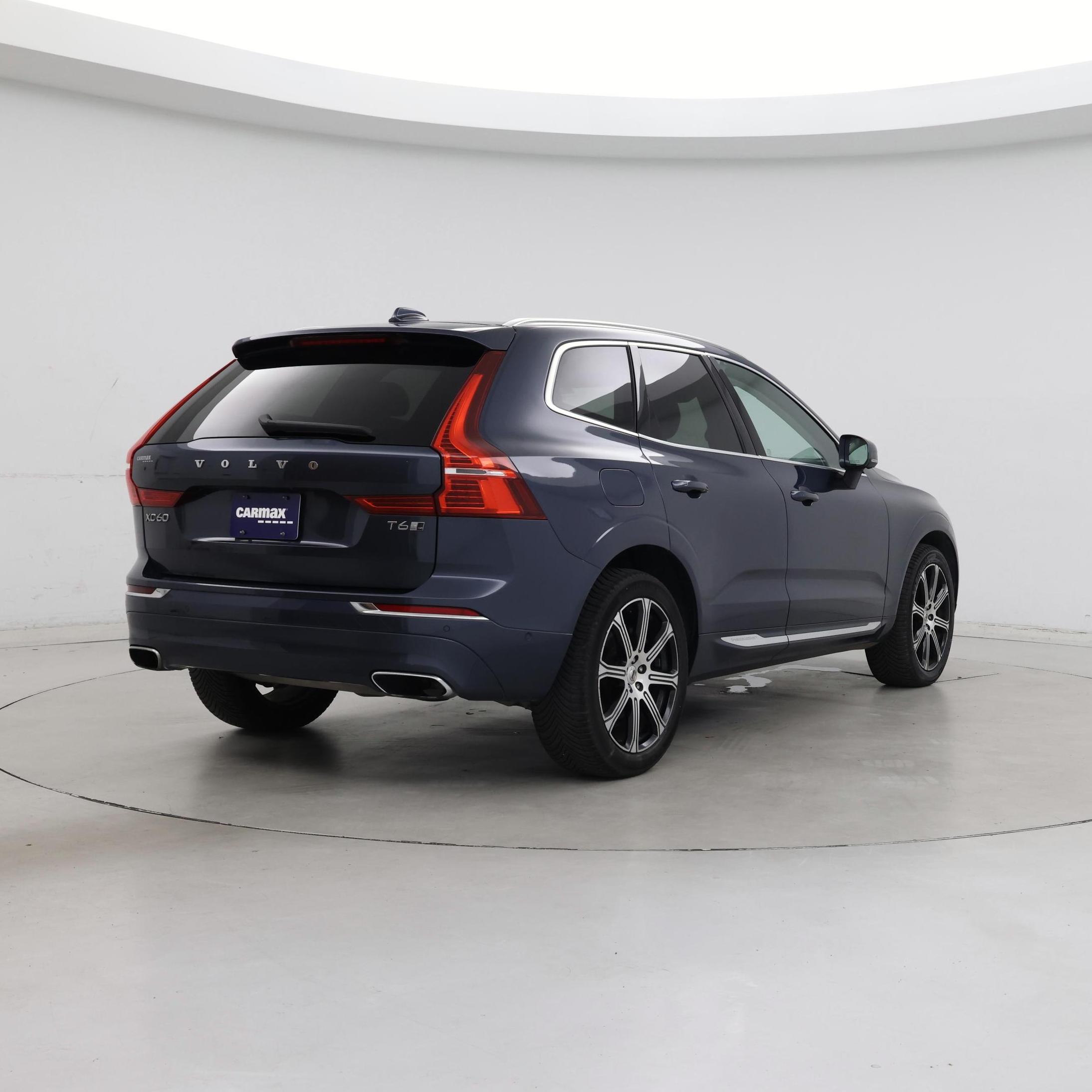 Thumbnail: 2018 Volvo XC60 - 8