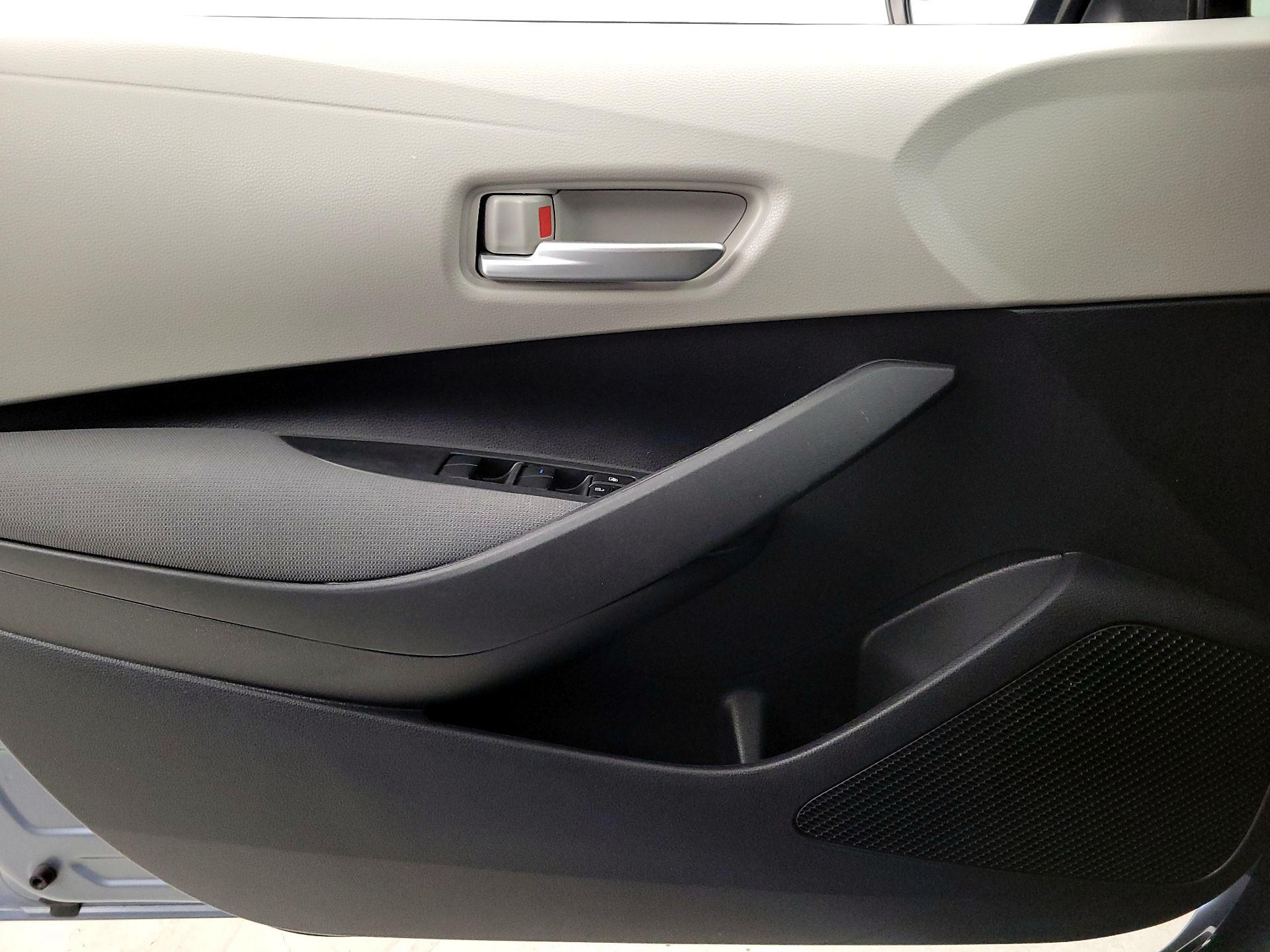 Thumbnail: 2021 Toyota Corolla - 12