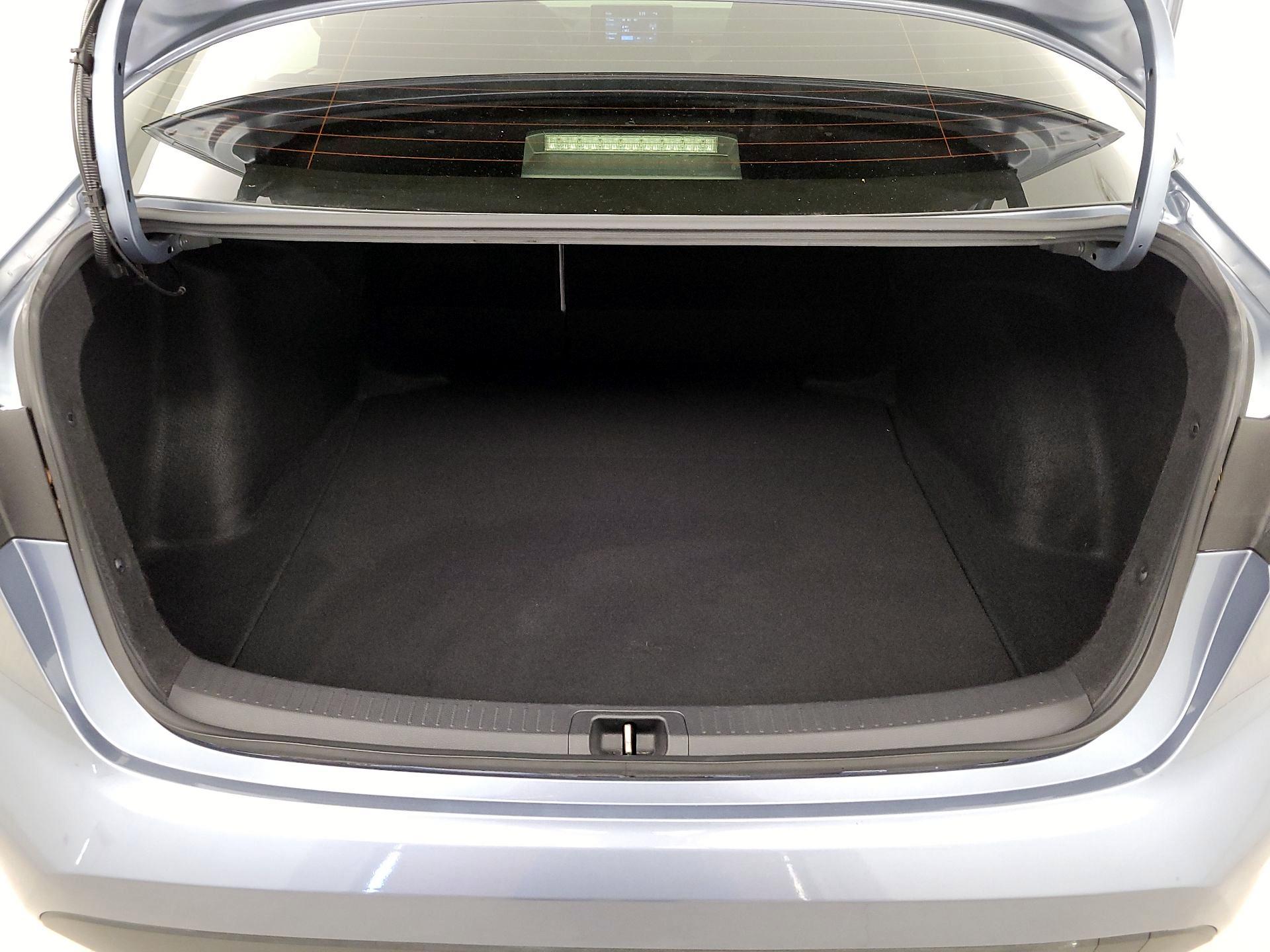 Thumbnail: 2021 Toyota Corolla - 20