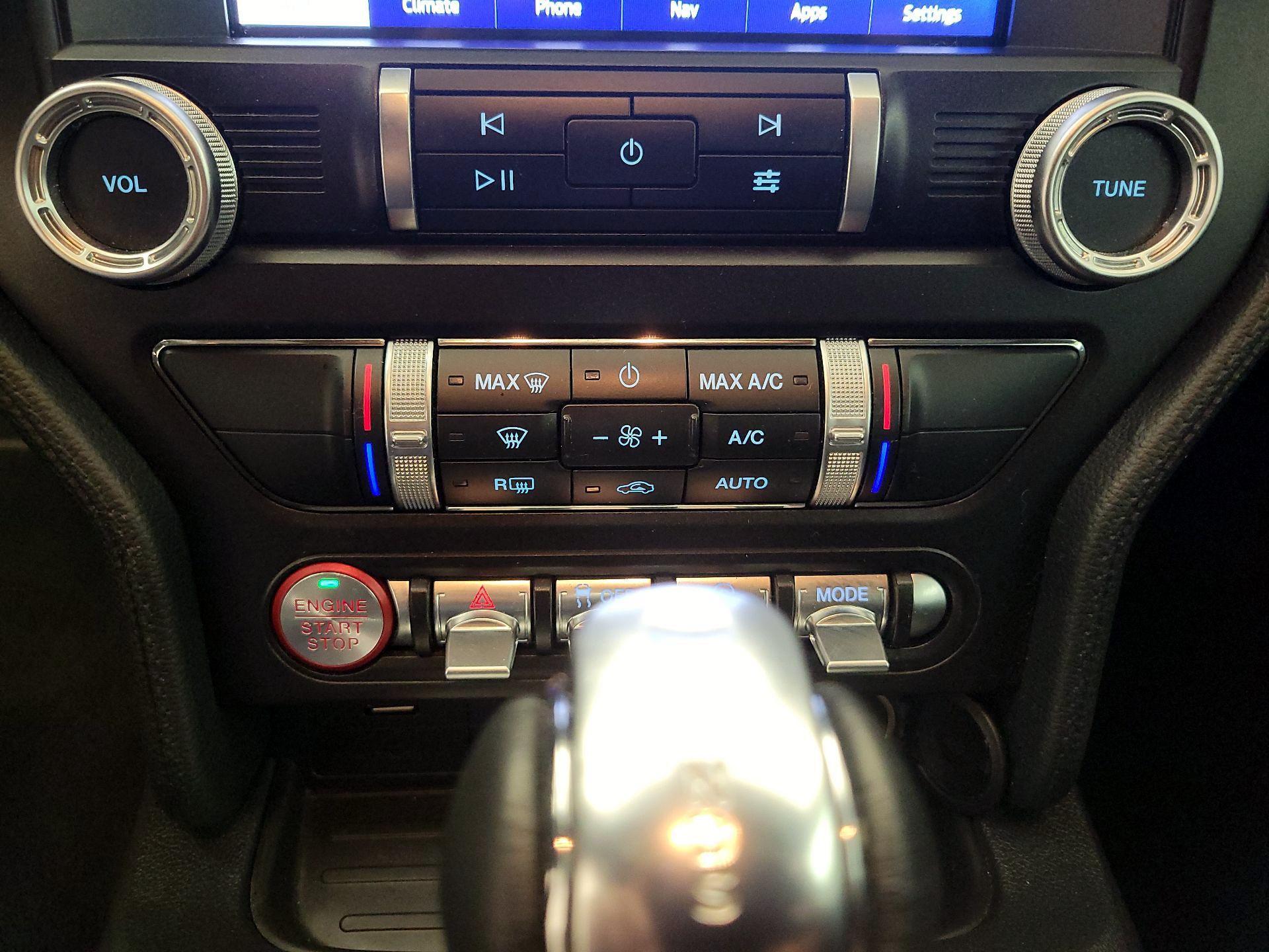 Thumbnail: 2022 Ford Mustang - 17