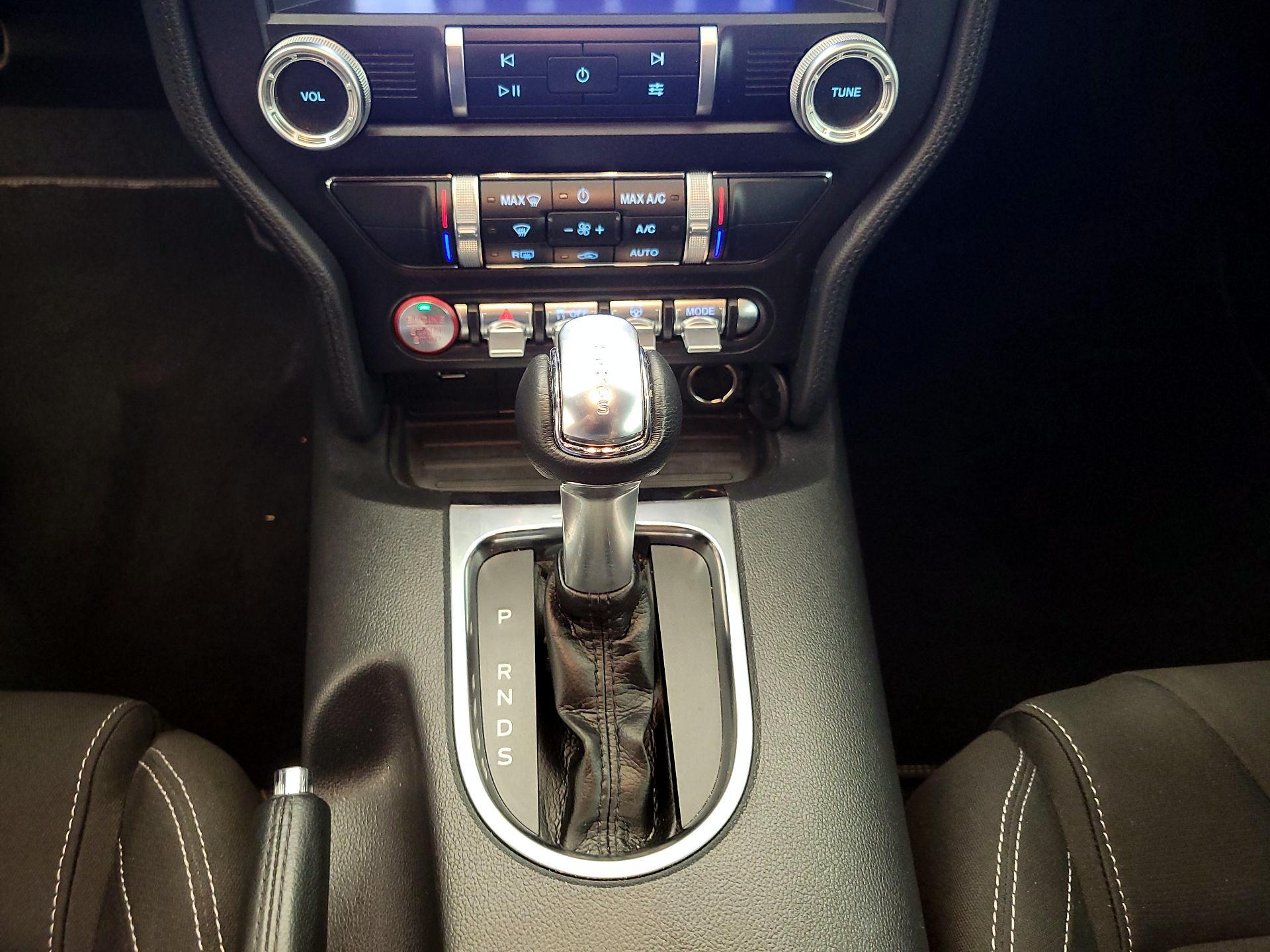 Thumbnail: 2022 Ford Mustang - 18